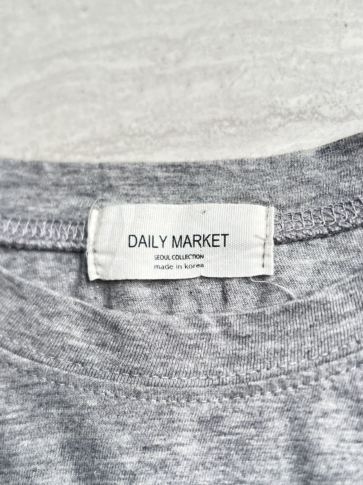 Japanese Brand Daily Market Seoul Market Grey T-shirt Size US XXL / EU 58 / 5 - 14 Thumbnail