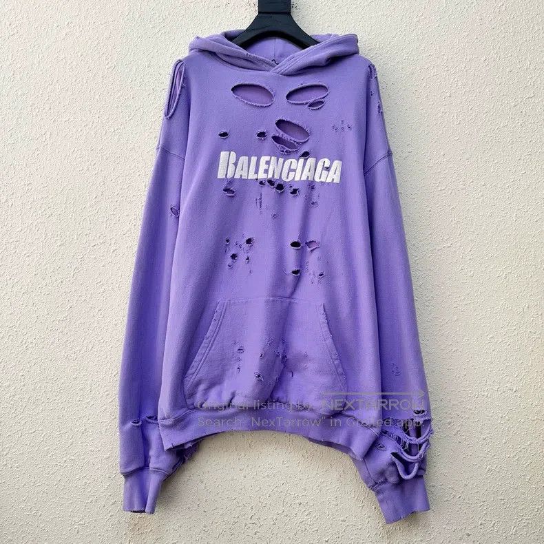 Balenciaga Balenciaga Ripped destroyed logo hoodie in lavender Size US XS / EU 42 / 0 - 1 Thumbnail