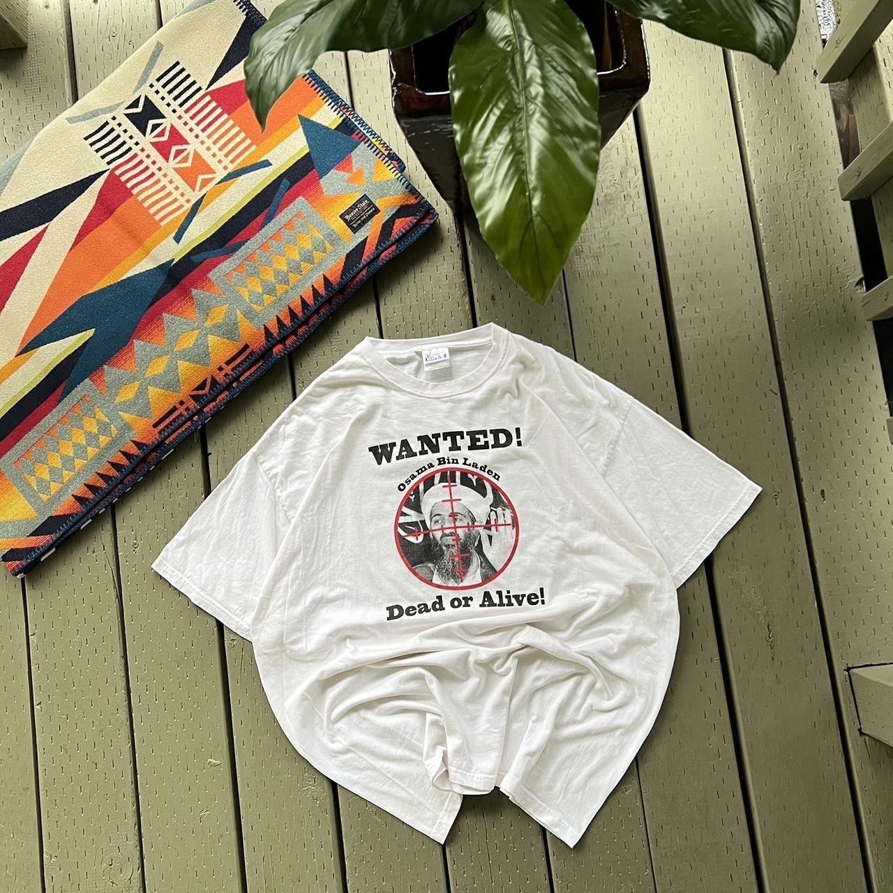 Vintage Vintage Osama Bin Laden WANTED dead or alive t shirt Size US XL / EU 56 / 4 - 4 Thumbnail