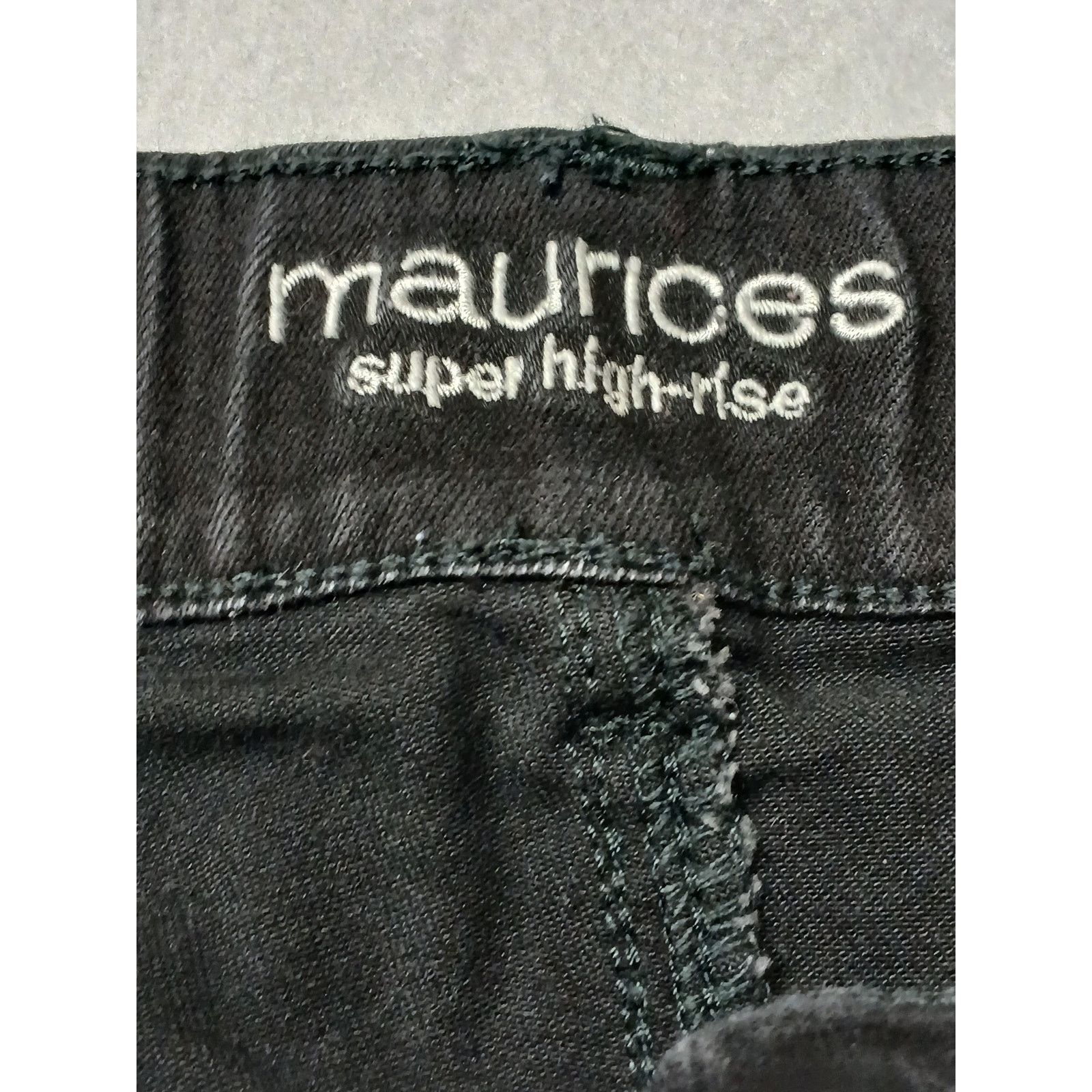 Other Maurices (Medium) Black Short Super High Rise Rugged Jeans Size 30" / US 8 / IT 44 - 5 Thumbnail
