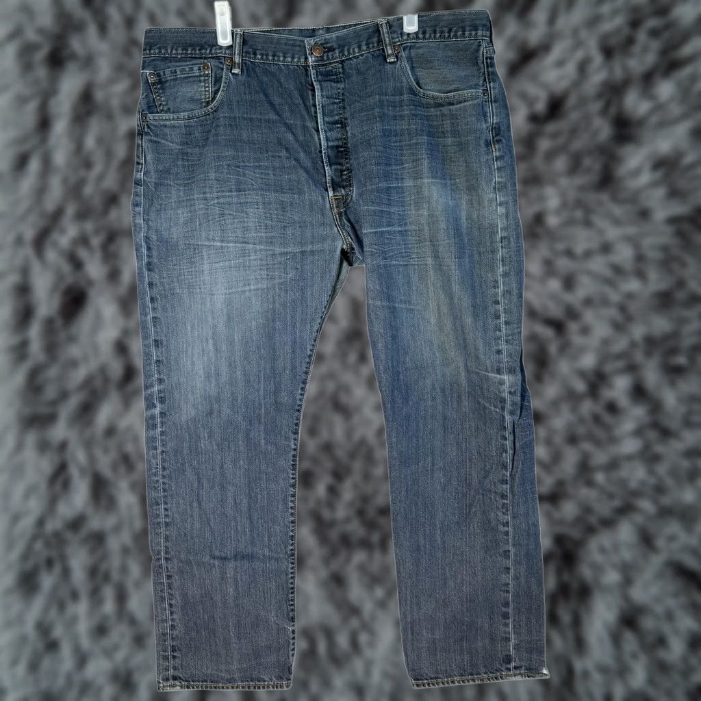 Levi's Levi's 501 Jeans Mens 40x30 Blue Distressed Button Fly Whiskered Denim Pants Jeans Mens 40x30 Blue Distressed Button Fly Whiskered Denim Pants Size US 40 / EU 56 - 1 Thumbnail