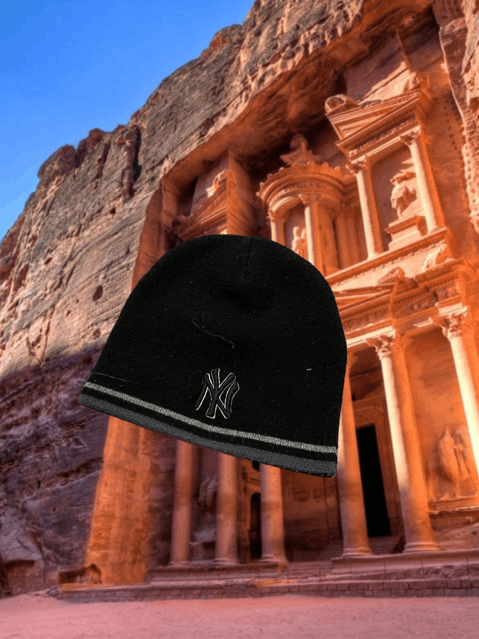 New York Yankees Hats Vintage black New York Yankees logo Y2K streetwear Size ONE SIZE - 1 Thumbnail
