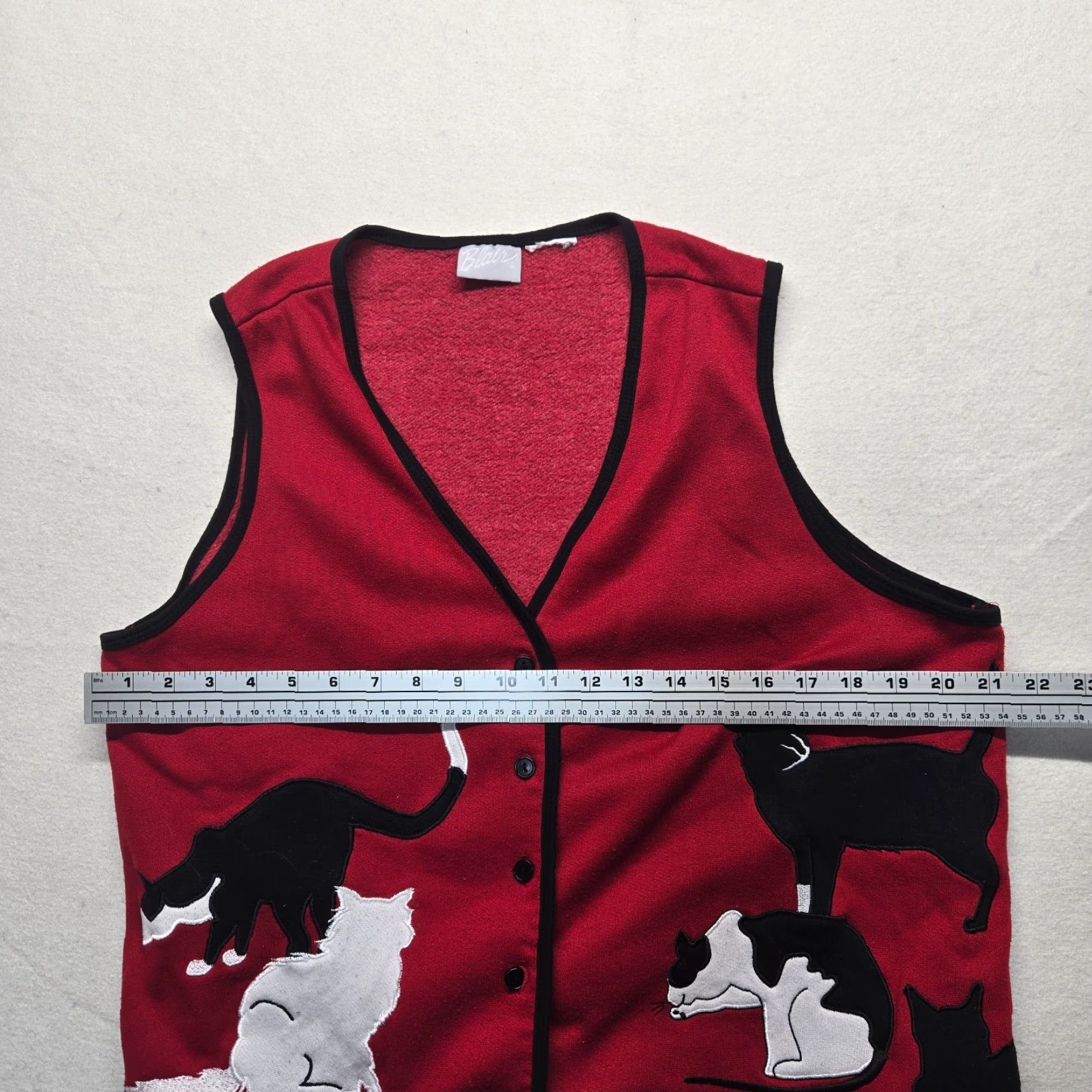 Blair Blair Boutique Red W/ Black White Cats Kittens Lady Sweater Vest Size L Large Size L / US 10 / IT 46 - 4 Thumbnail