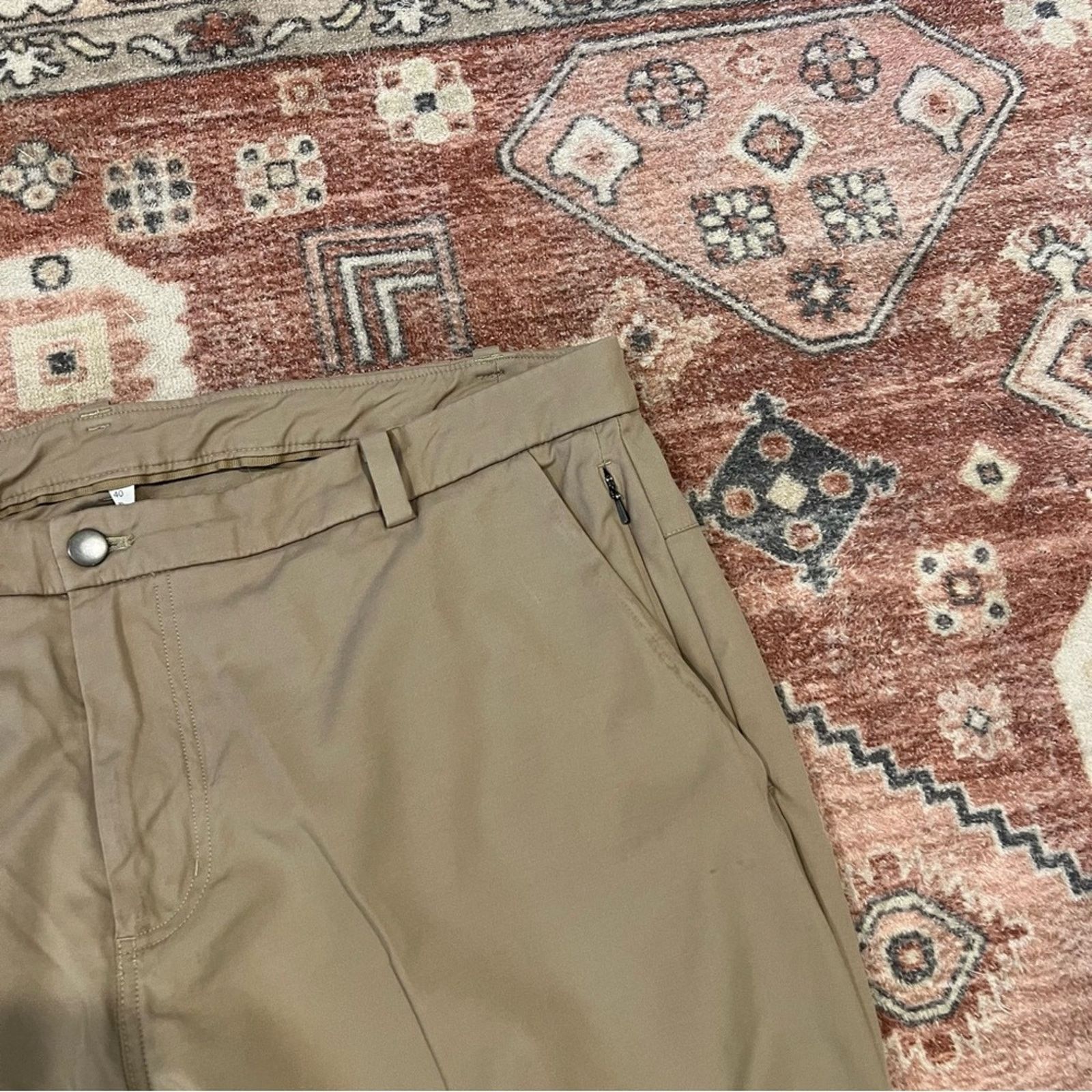 Lululemon Lululemon Men’s Commission Pant Classic Qwick Chino 28” Size US 40 / EU 56 - 4 Thumbnail