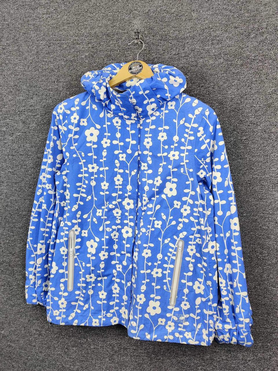Helly Hansen Vintage Helly Hansen Fullprint Floral Jacket Nice Design Size US L / EU 52-54 / 3 - 2 Thumbnail
