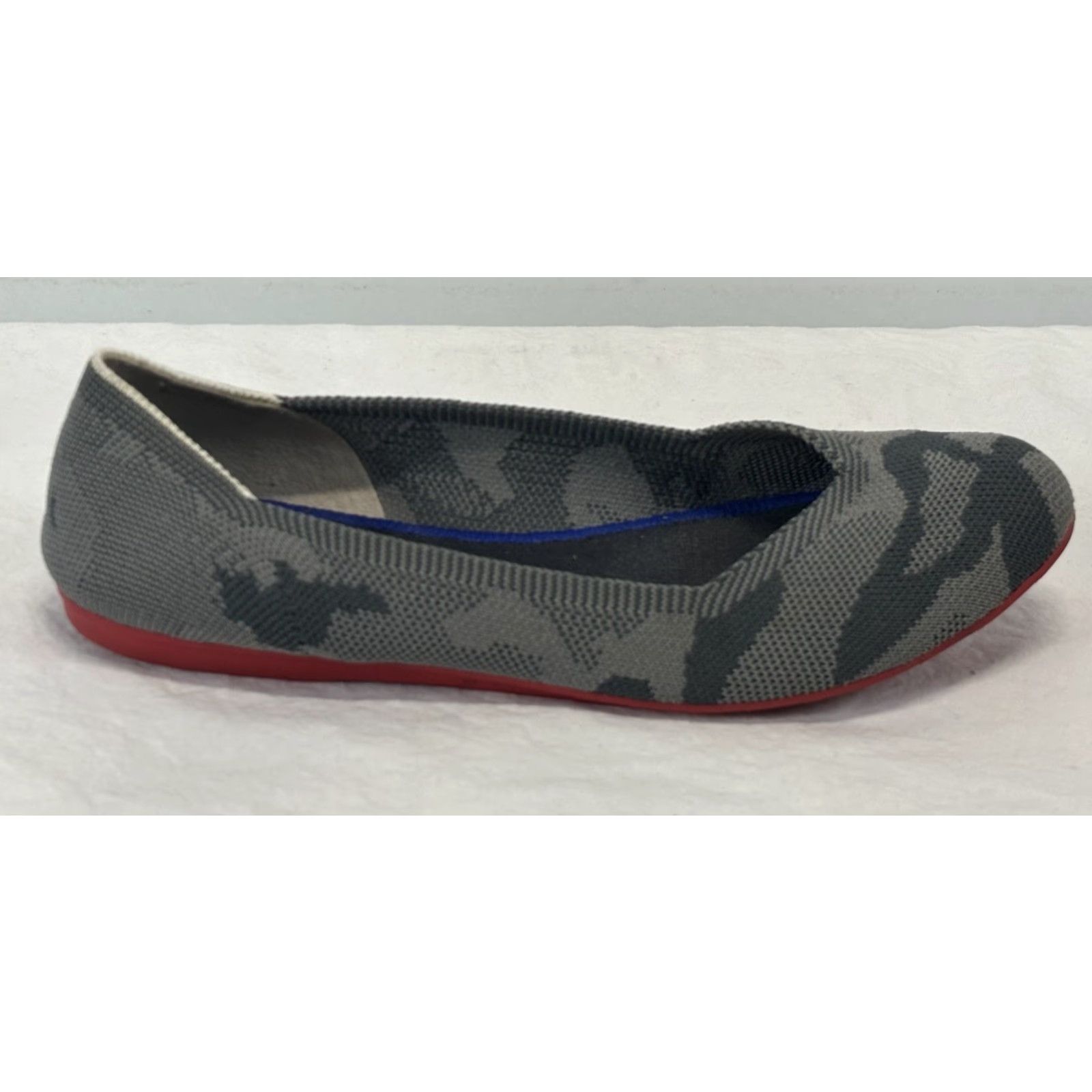Rothy's Rothy’s Round Toe Ballet Flat Size 9.5 Grey Camouflage V Cut Knit - Retired - Pre-owned Good - Women’s Flat Shoes Size US 7 / IT 37 - 2 Thumbnail