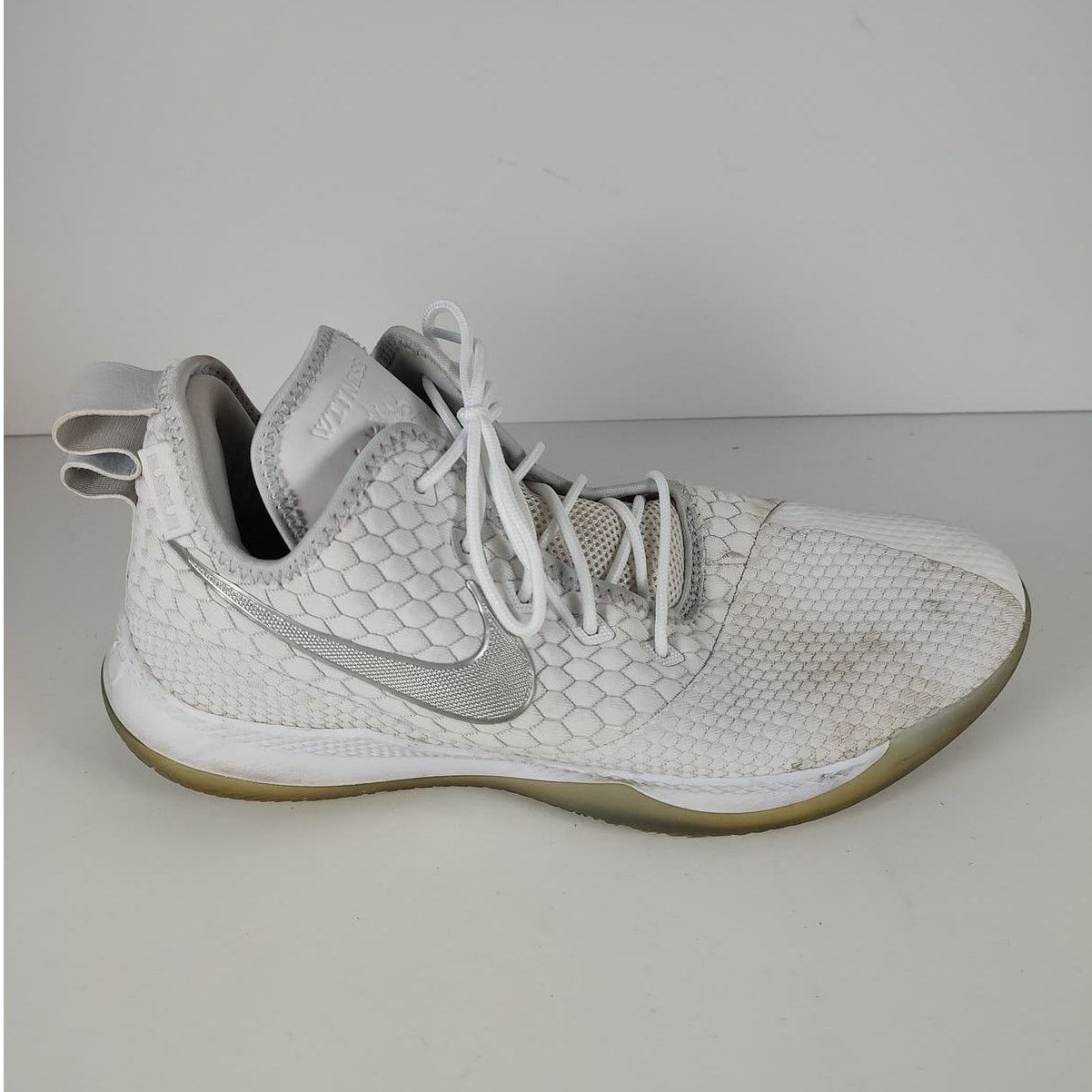 Nike Nike LeBron Witness 3 White Chrome Shoes mens 11.5 | Grailed