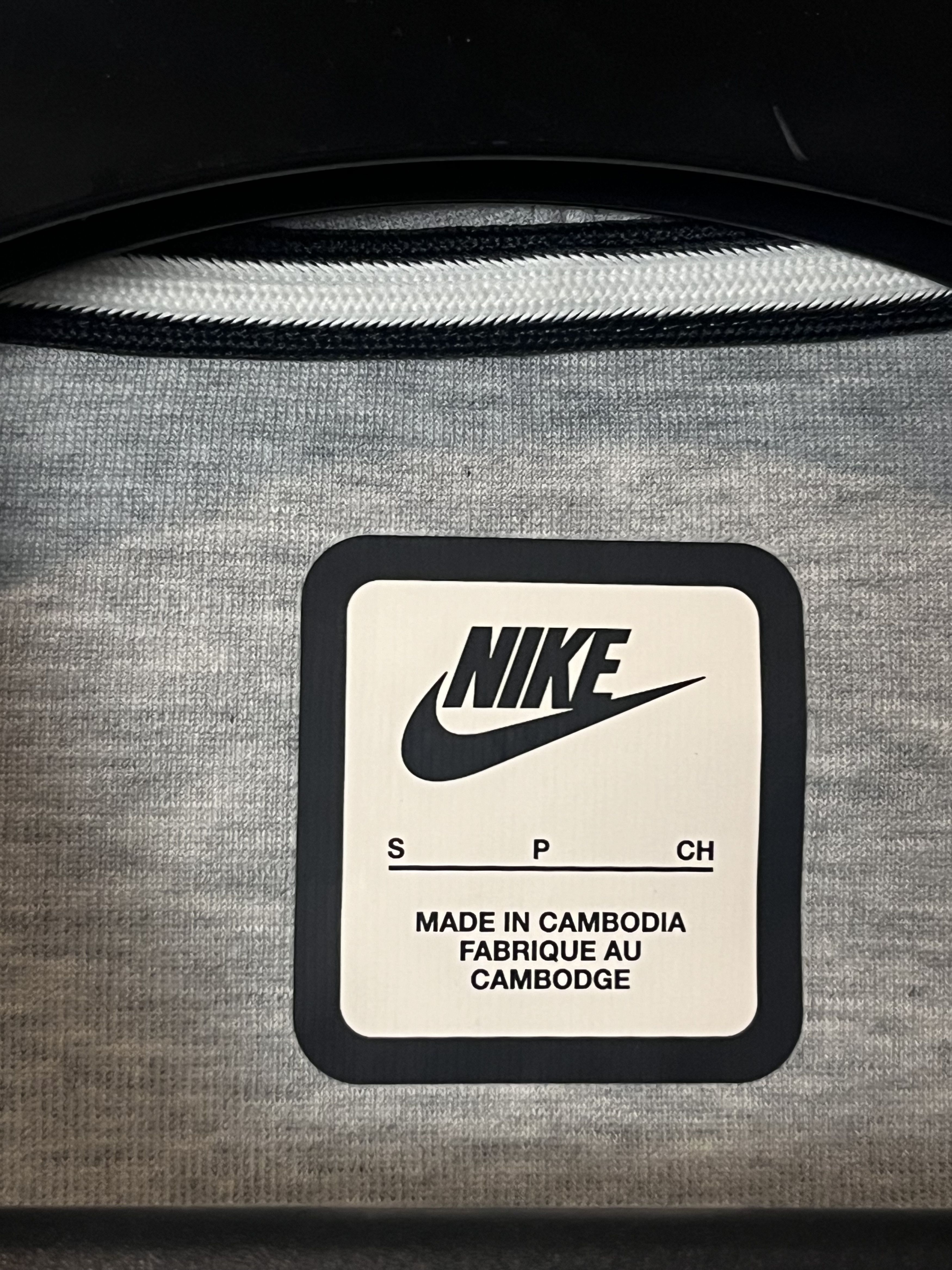 Nike Womens Nike Tech Fleece Drill Gray Zip Hoodie Size US S / EU 44-46 / 1 - 5 Thumbnail