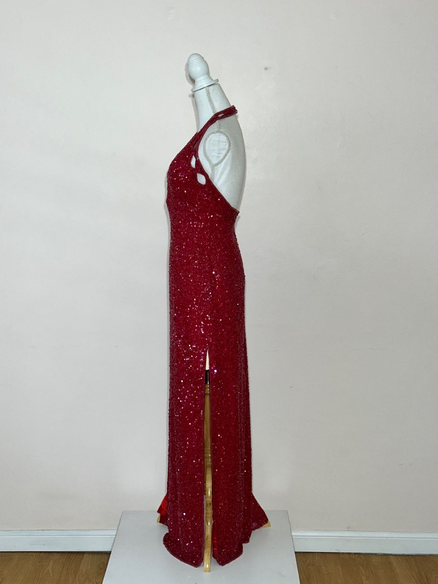 Vintage Scala Red Beaded and Sequin Halter Gown Size M Size M / US 6-8 / IT 42-44 - 4 Thumbnail