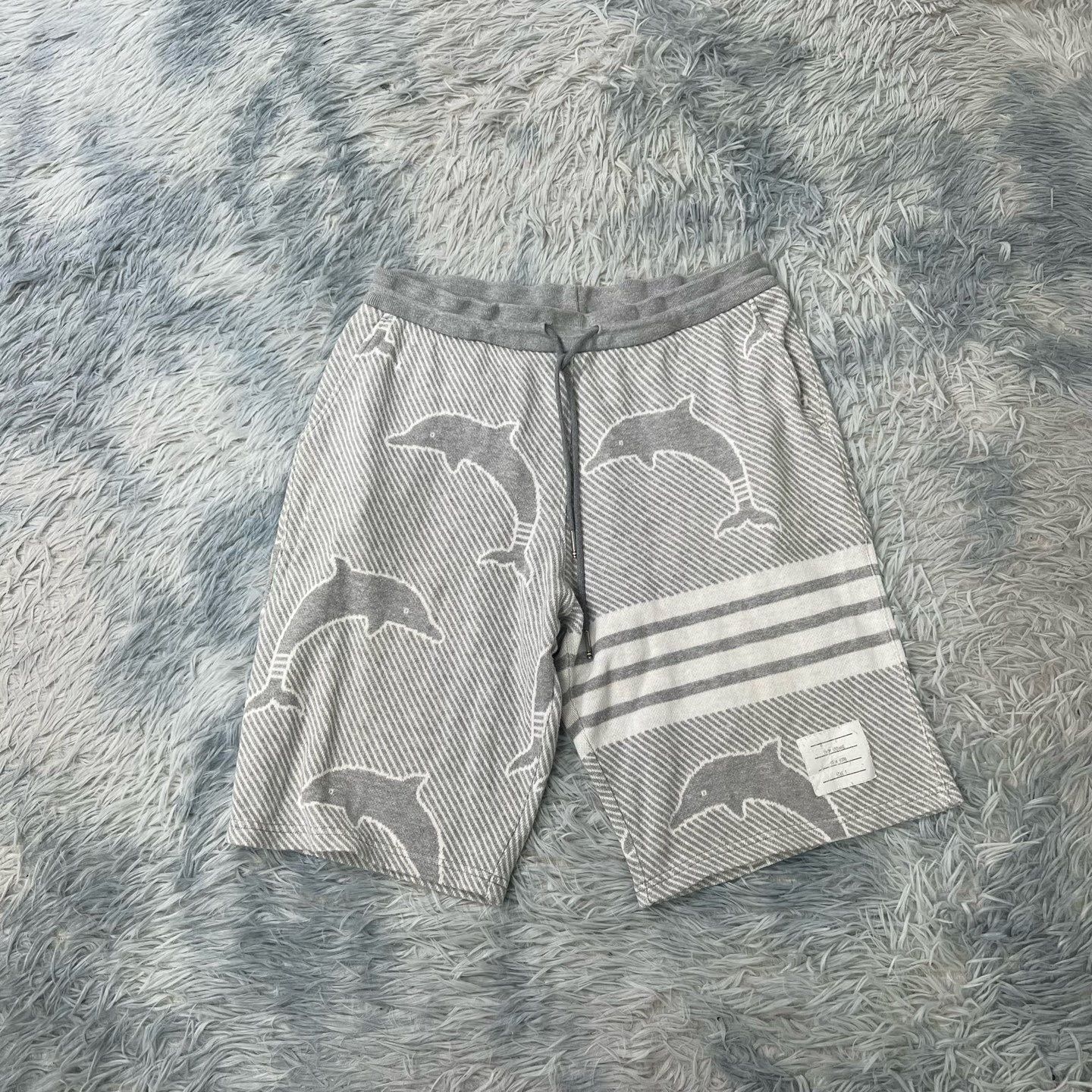 Thom Browne THOM BROWNE Men's Four-Stripe Shorts Size US 28 / EU 44 - 1 Thumbnail
