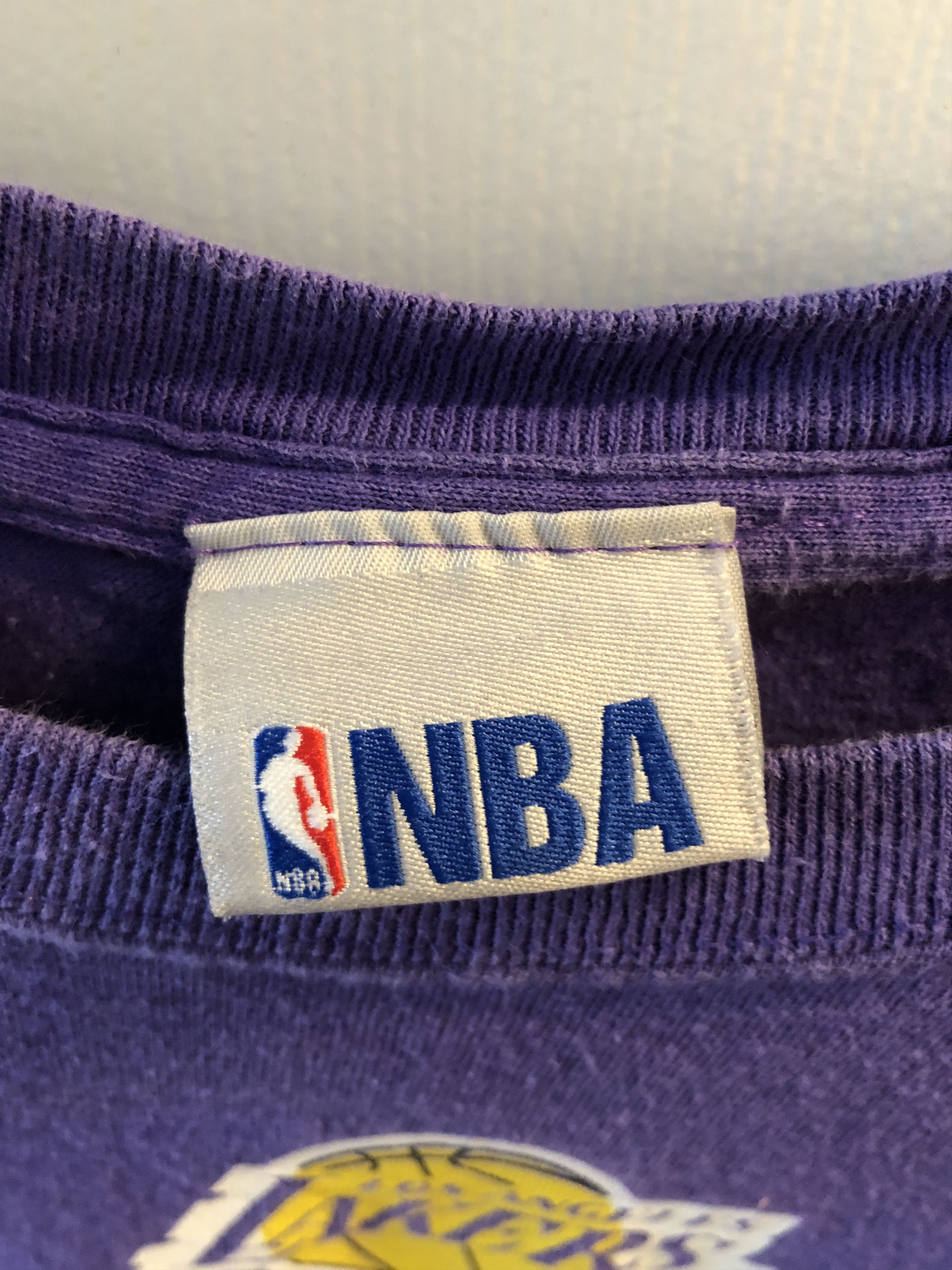 NBA LA Lakers Lebron James NBA T Shirt Size US XL / EU 56 / 4 - 4 Thumbnail