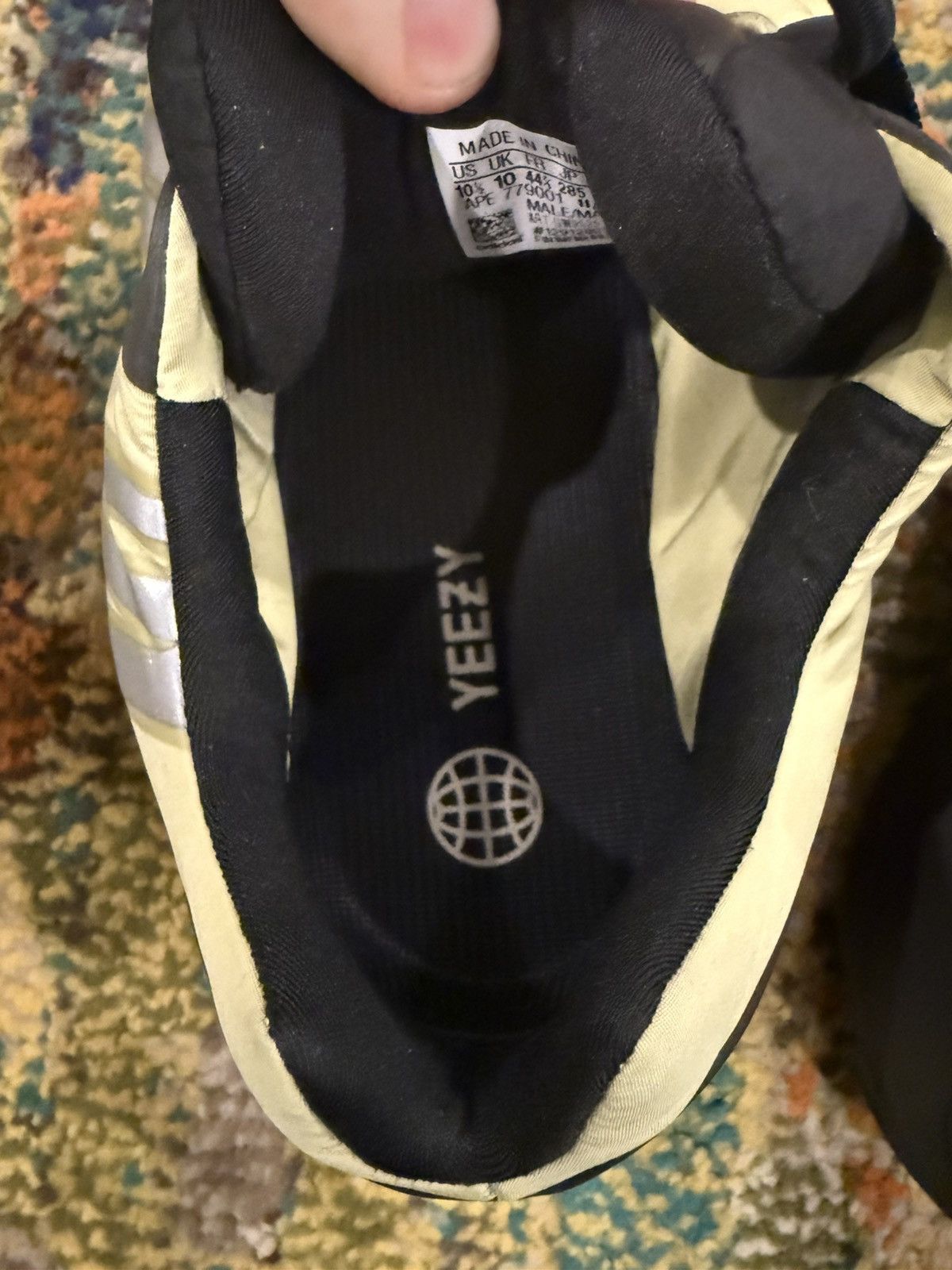 Adidas × Yeezy Yeezy Boost 700 MNVN Size US 10.5 / EU 43-44 - 7 Thumbnail
