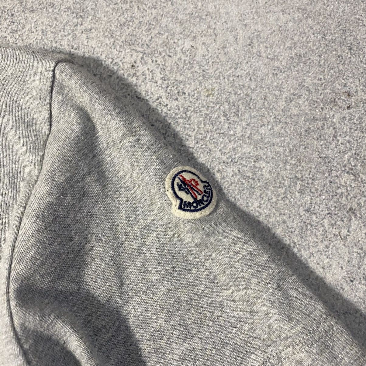 Moncler Moncler T-Shirt big logo luxury Size US S / EU 44-46 / 1 - 4 Thumbnail