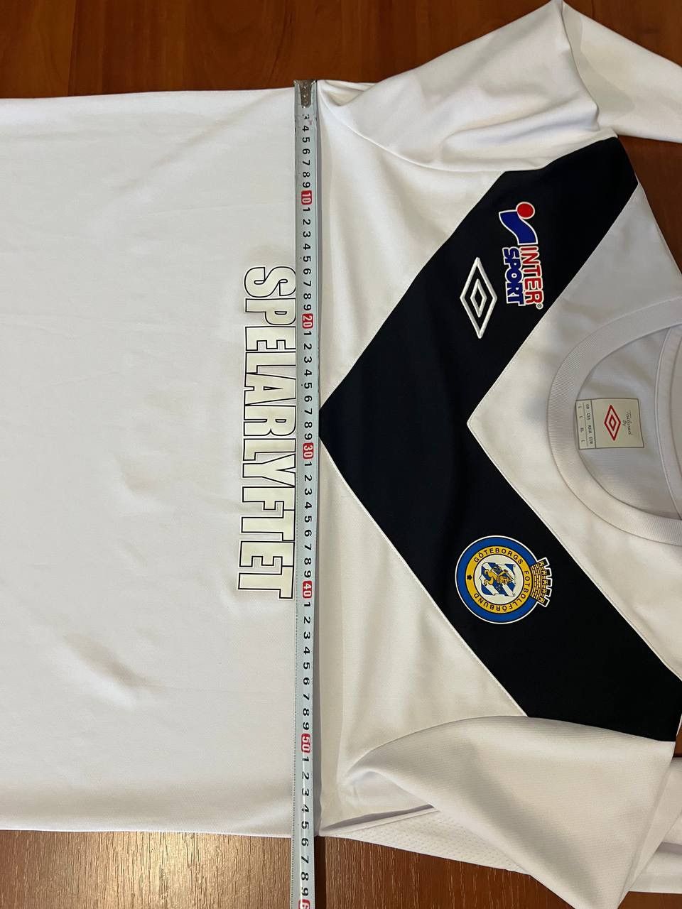 Umbro 2012 IFK GOTEBORG #9 SOCCER JERSEY FOOTBALL SHIRT UMBRO SZ L Size US L / EU 52-54 / 3 - 18 Thumbnail