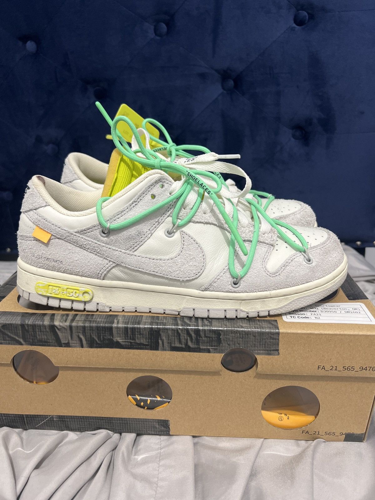 image of Nike Off-White Dunk Lot 14 Shoes in Gray/White, Men's (Size 10)