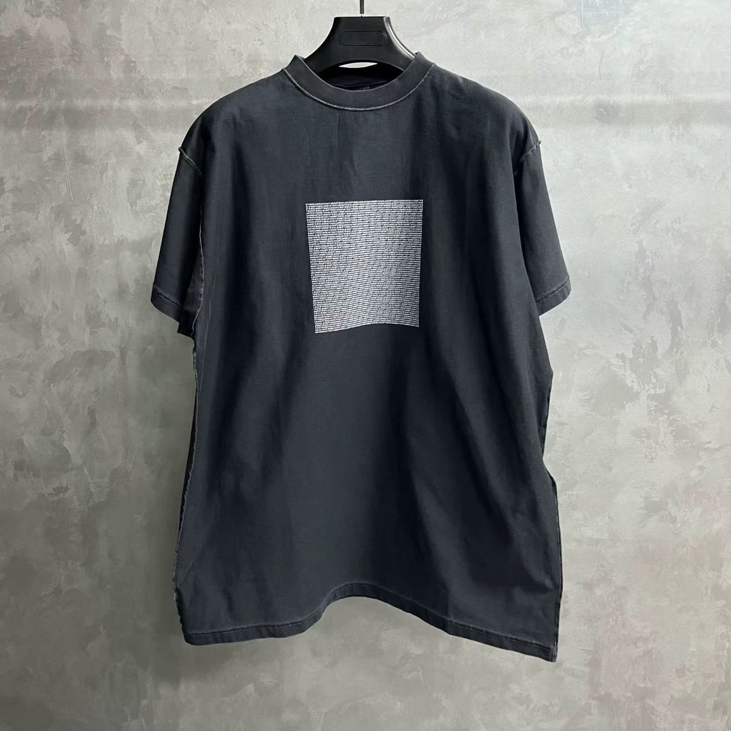 Balenciaga Balenciaga Black Logo Print Short Sleeve T-Shirt Size US L / EU 52-54 / 3 - 1 Thumbnail