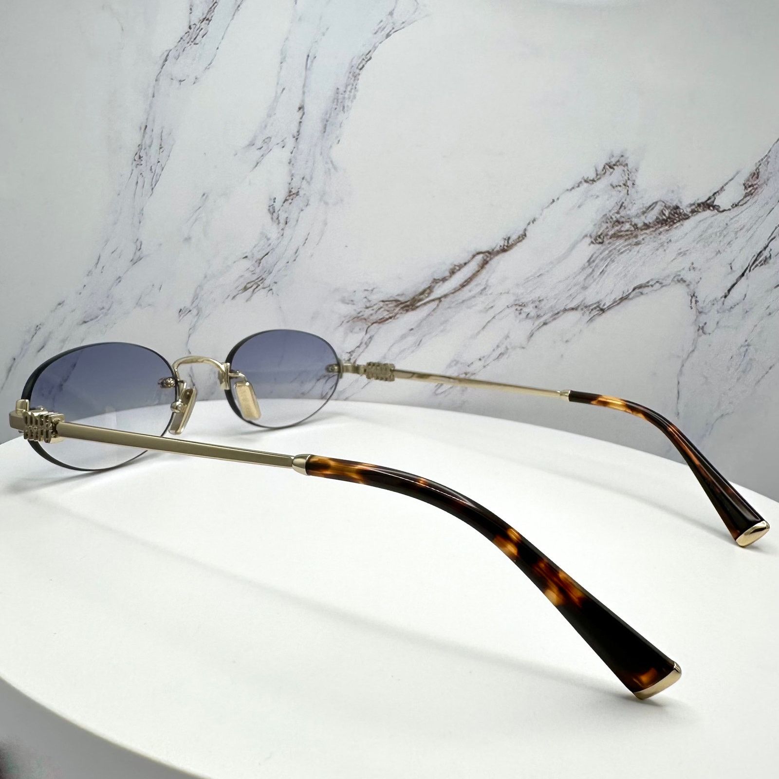Miu Miu New MIU MIU Sunglasses Oval MU A54S Gold Rimless Gradient Size ONE SIZE - 23 Thumbnail