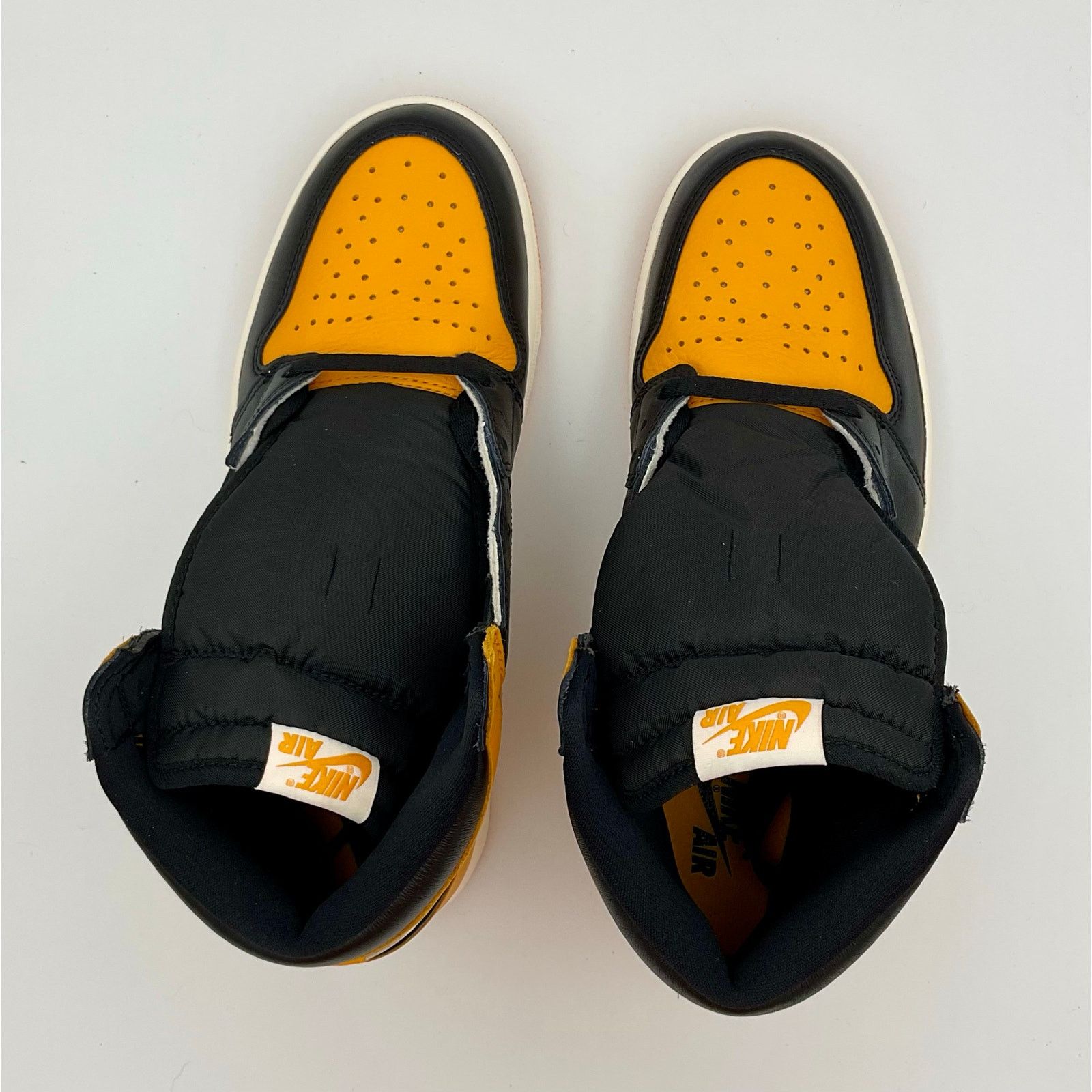 Nike Air Jordan 1 Retro High OG Yellow Toe Taxi Sz 12 Size US 12 / EU 45 - 5 Thumbnail