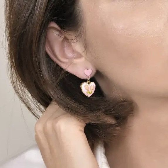 Other Cute Pink Tulip Flower Earrings Size ONE SIZE - 3 Thumbnail