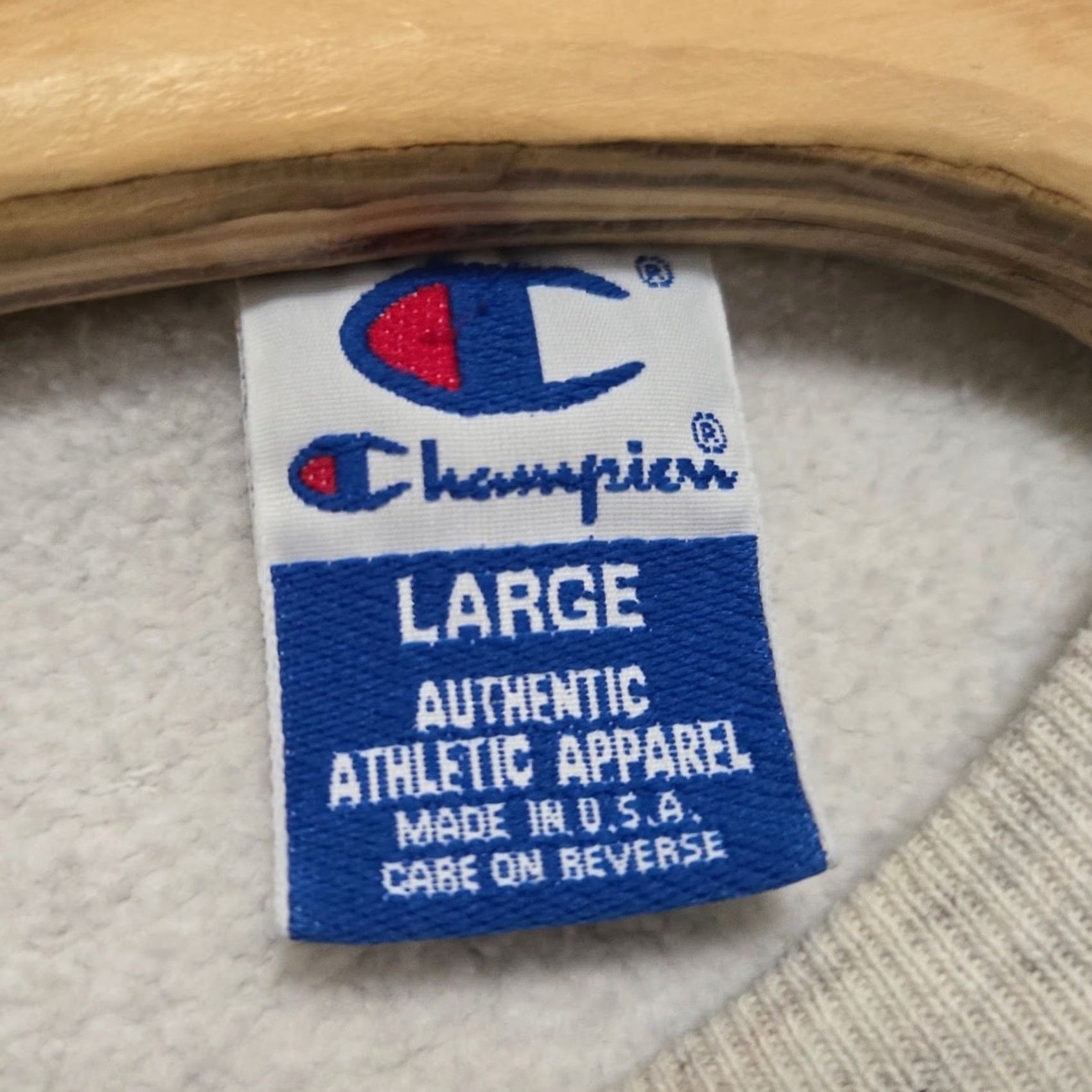 Champion VINTAGE Champion Sweatshirt Shirt Men Large Gray Green Embroidered USA Made 90s Mens Size US L / EU 52-54 / 3 - 3 Thumbnail