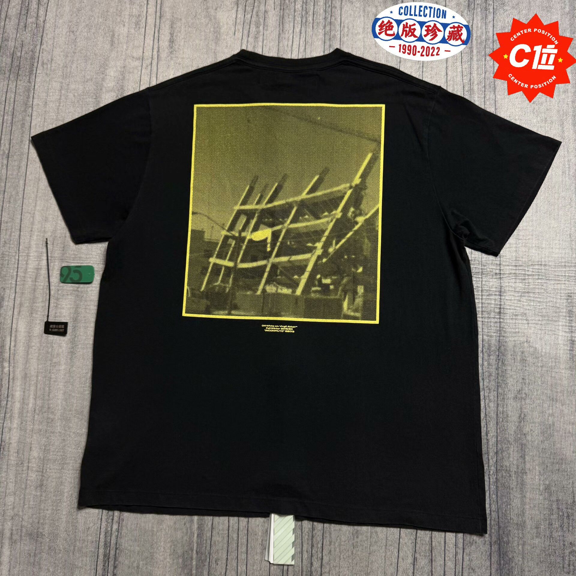 Off-White Off-White White T-Shirt S Men Size US S / EU 44-46 / 1 - 1 Thumbnail