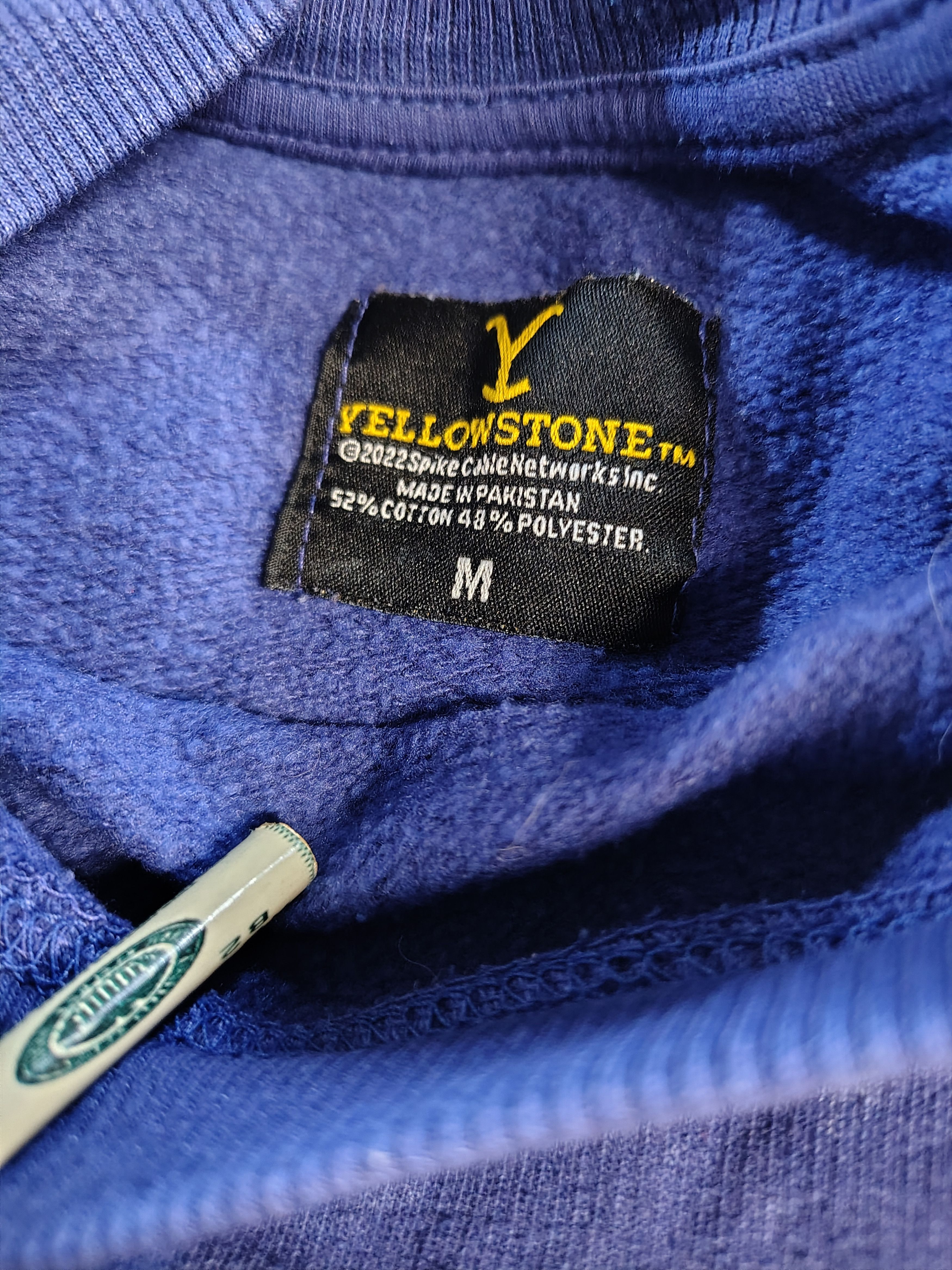 Other Men's Blue Medium "Yellowstone Dutton Ranch" Comfy Sweater Size US M / EU 48-50 / 2 - 2 Thumbnail
