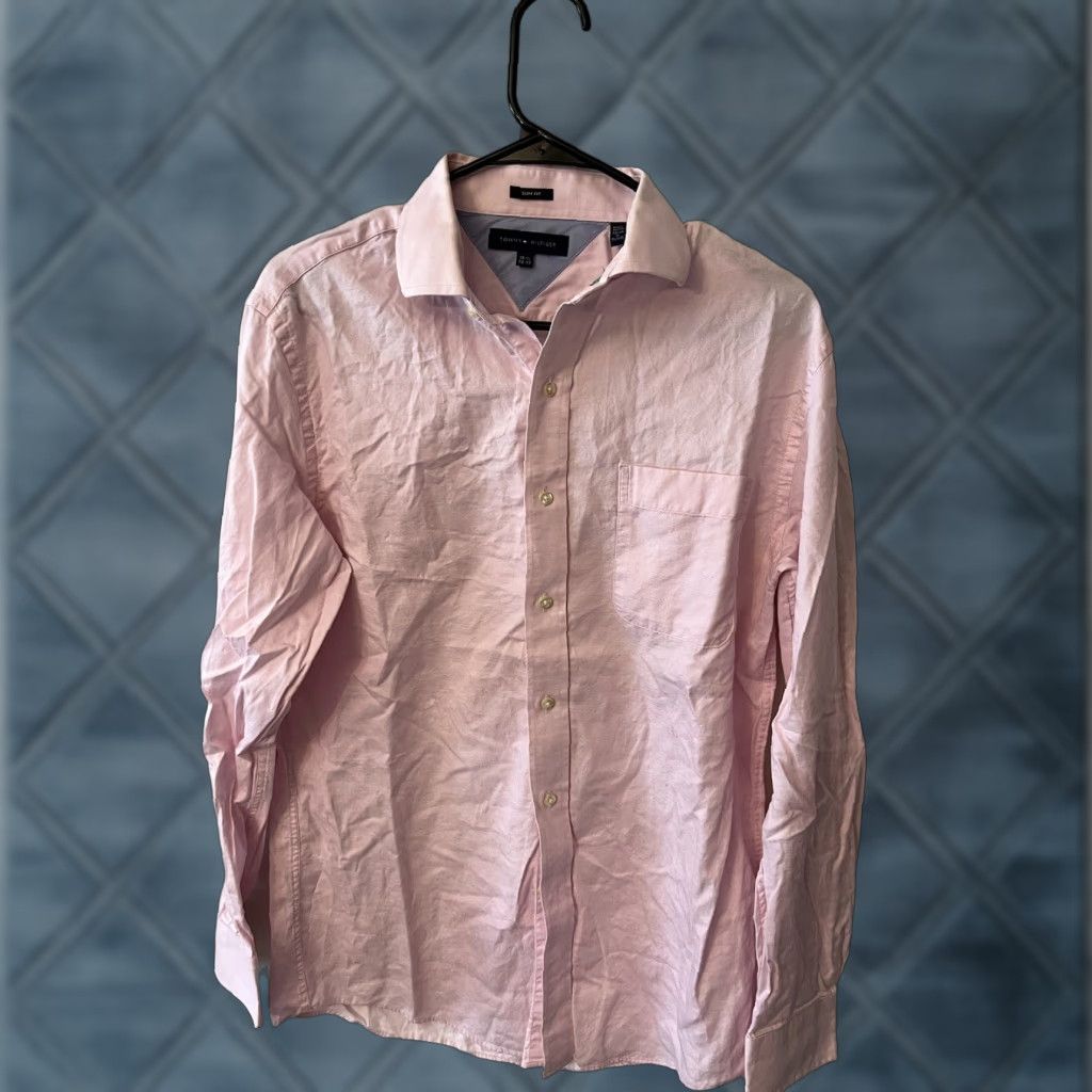 Tommy Hilfiger Tommy Hilfiger Slim Fit Pink Solid Long Sleeve Button Down Shirt Size 15.5 Size US M / EU 48-50 / 2 - 1 Thumbnail