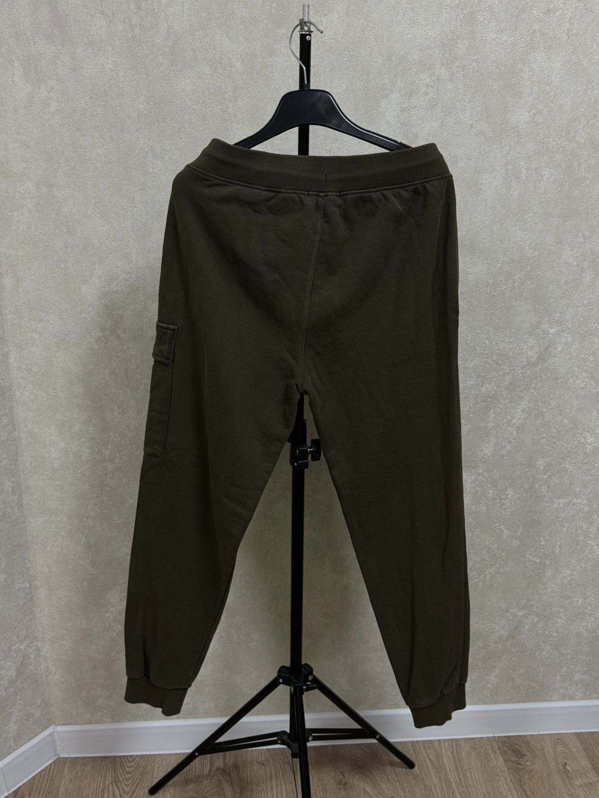 C.P. Company × Massimo Osti C.P. Company cotton military joggers sweatpants cargo pants Size US 30 / EU 46 - 12 Thumbnail