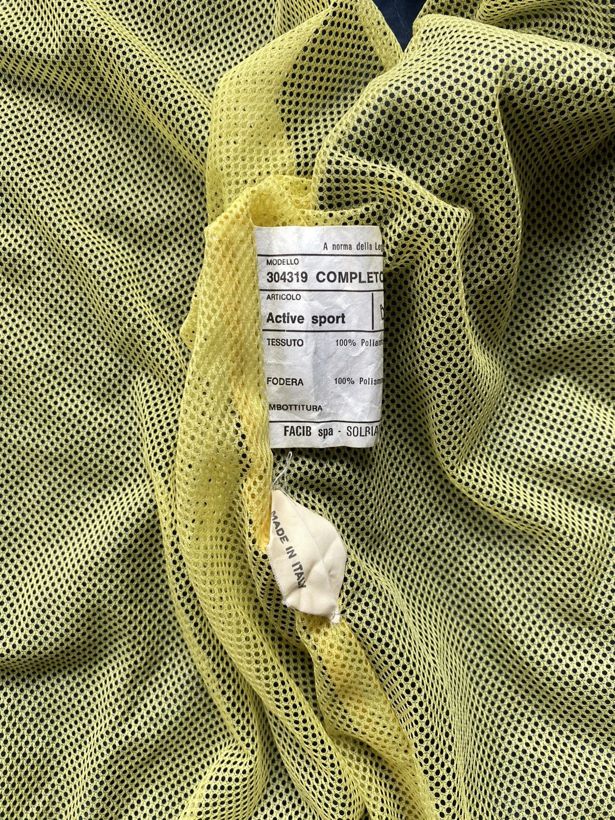Versace × Vintage Vintage vest Versace sport Size US L / EU 52-54 / 3 - 8 Thumbnail
