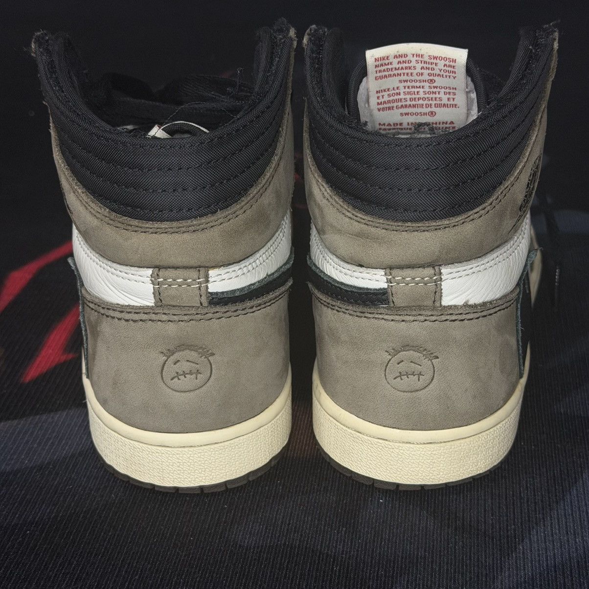 Jordan Brand × Travis Scott Jordan 1 High OG Travis Scott Dark Mocha Size US 5 / EU 37 - 5 Thumbnail