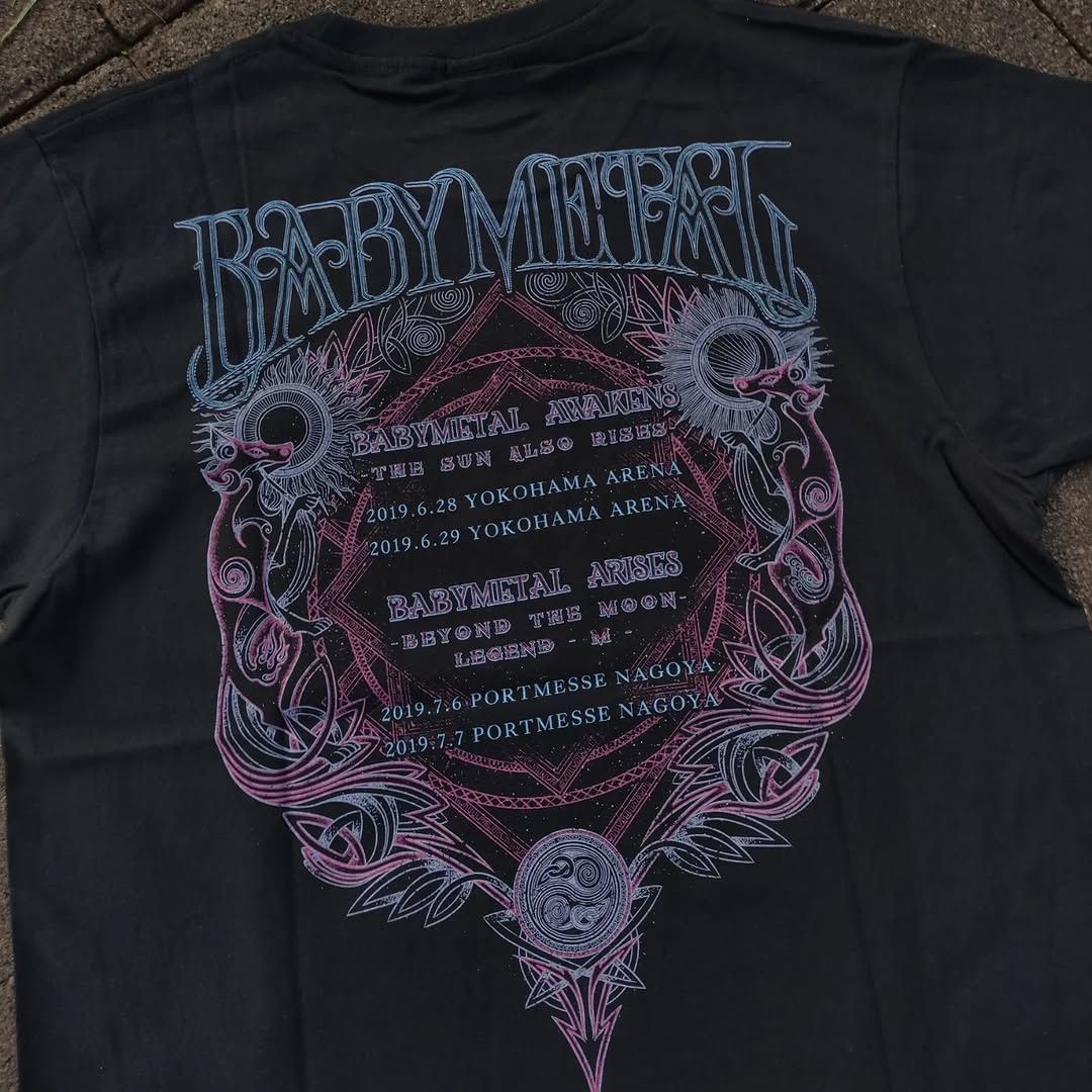 Band Tees BABYMETAL LEGEND M TWO FORCE 2019 Tee Size US M / EU 48-50 / 2 - 8 Thumbnail