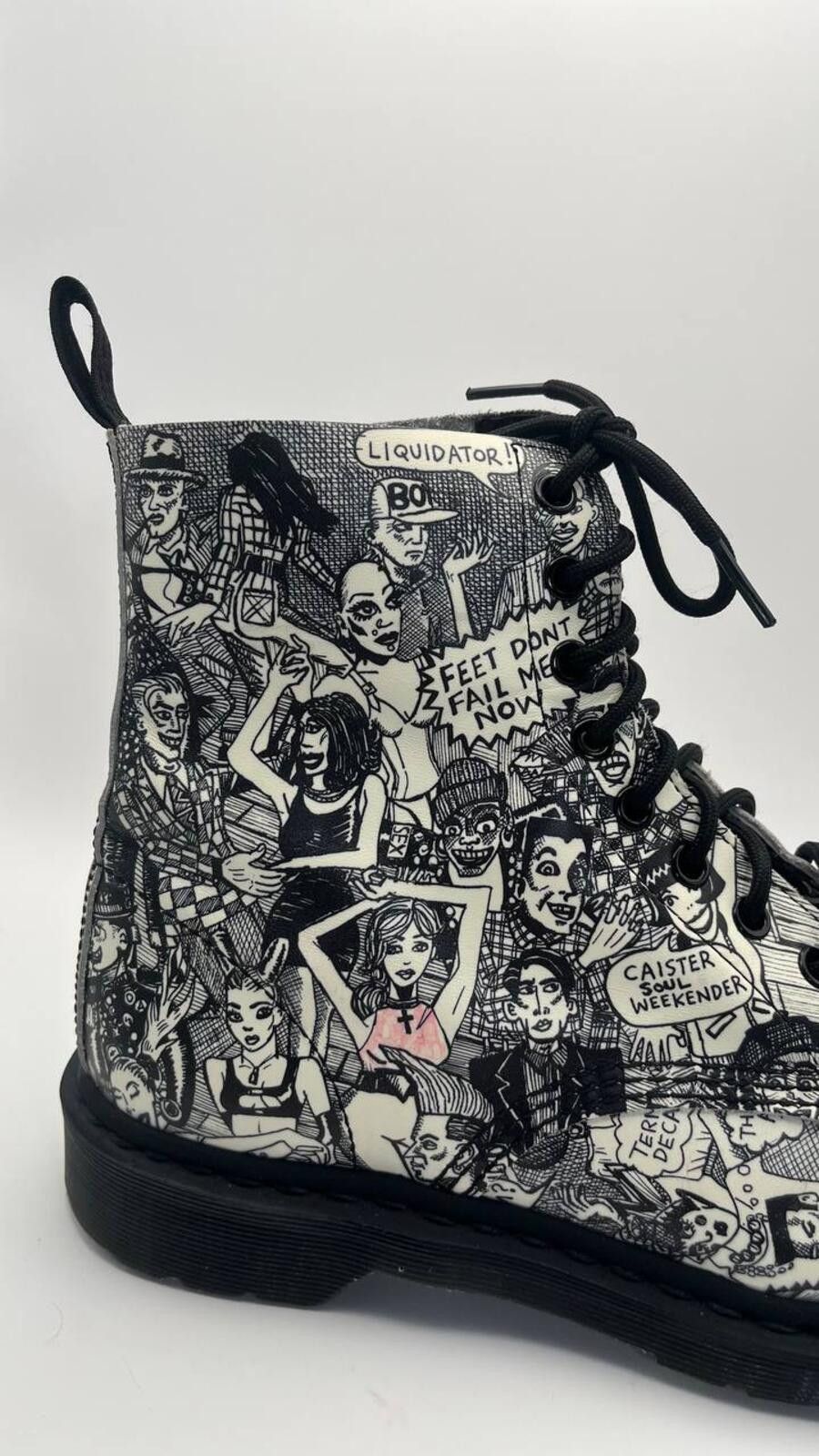 Dr. Martens DR. MARTENS X Mark Wigan Party People Size US 9 / EU 42 - 3 Thumbnail