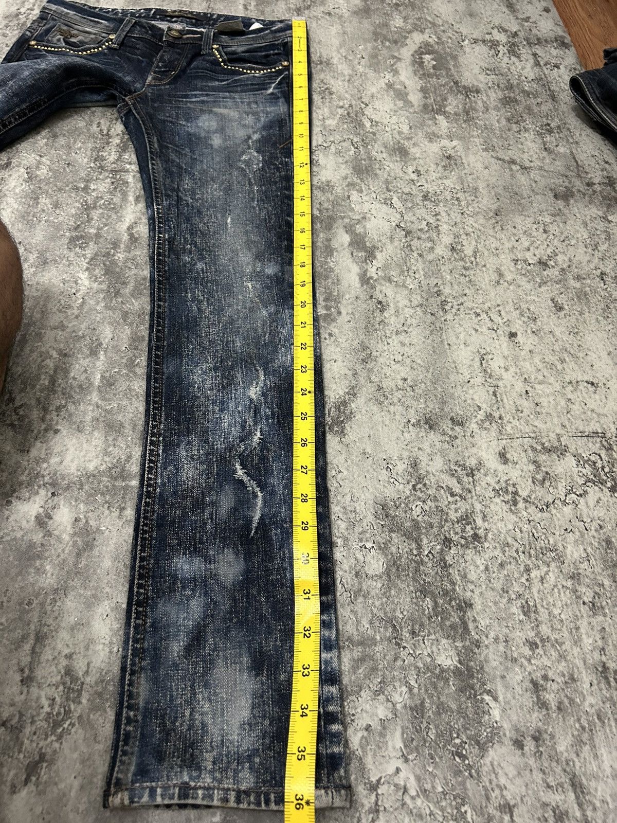 If Six Was Nine × Japanese Brand × Le Grande Bleu (L.G.B.) Buckaro Design Acid Wash Pattern Distressed Denim Pants Size 28" / US 6 / IT 42 - 24 Thumbnail
