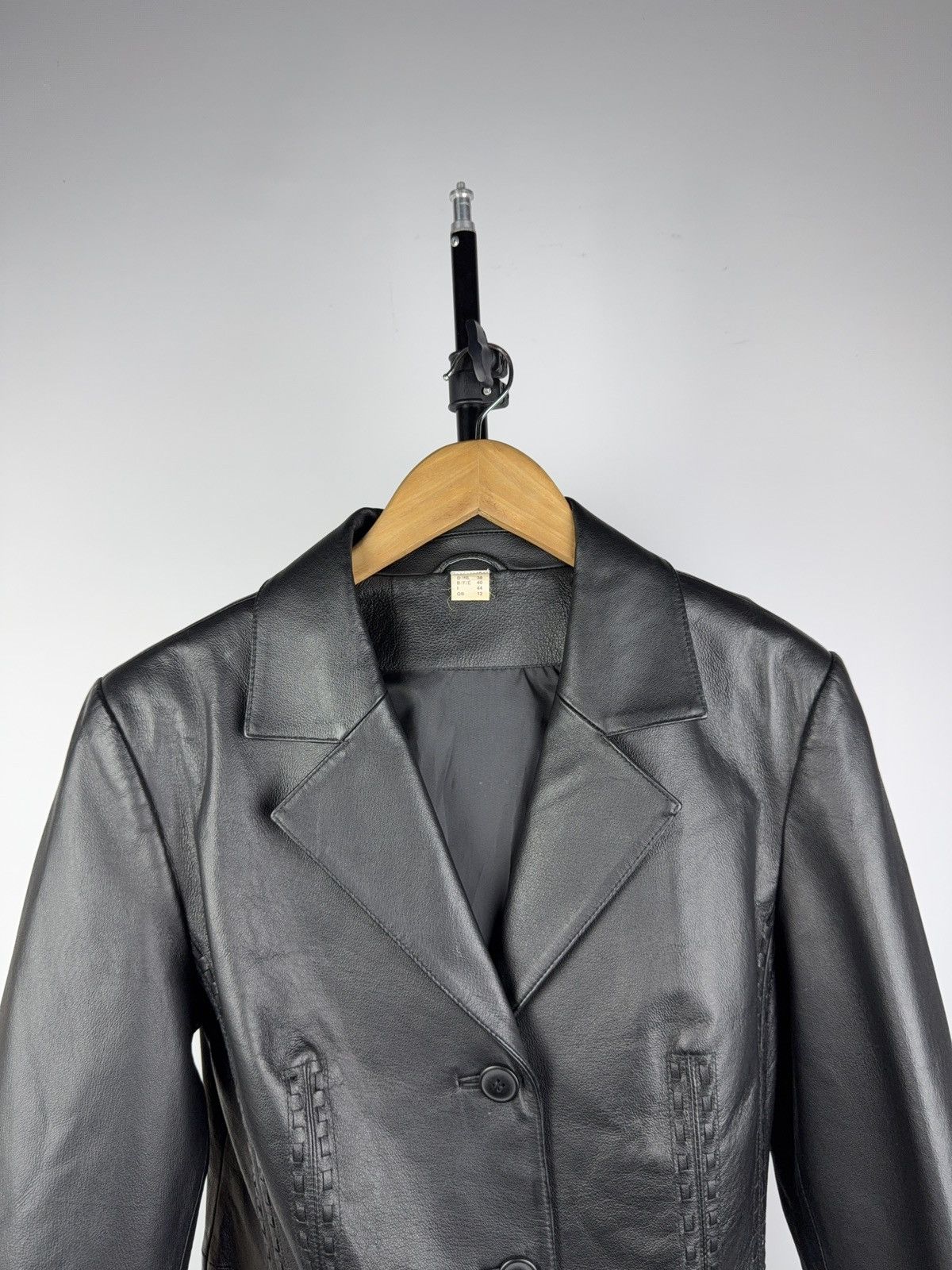 Vintage Vintage 90s Retro Avant Garde Rock Women’s Leather Jacket Size M / US 6-8 / IT 42-44 - 2 Thumbnail