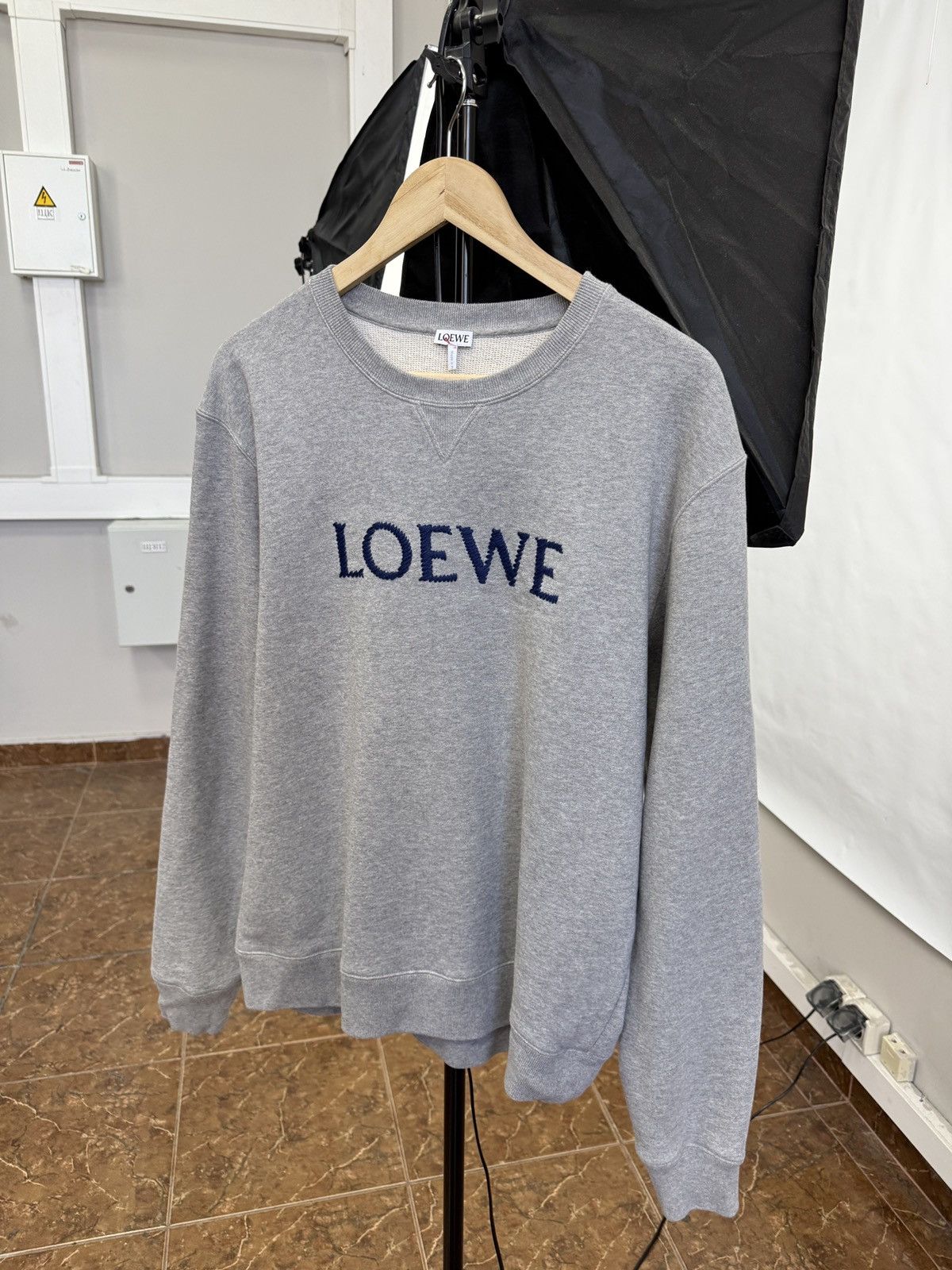 Loewe Loewe Luxury Sweatshirt Embroidered Logo Made in Portugal Size US XL / EU 56 / 4 - 1 Thumbnail