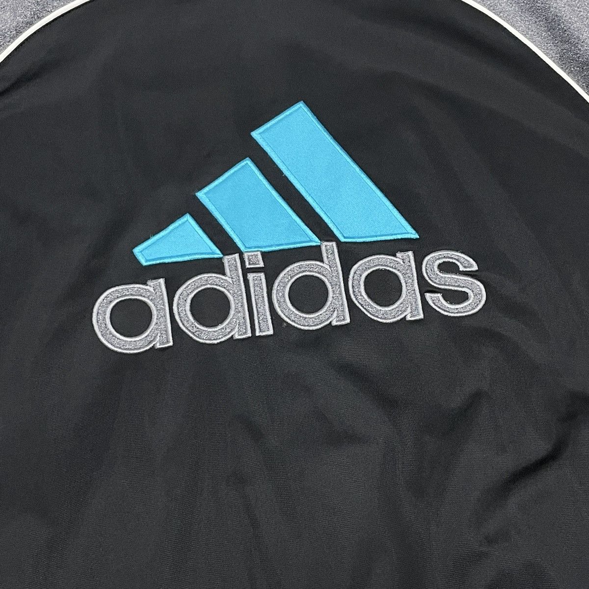 Adidas × Vintage Vintage Adidas Track Jacket Size L Size US L / EU 52-54 / 3 - 19 Thumbnail
