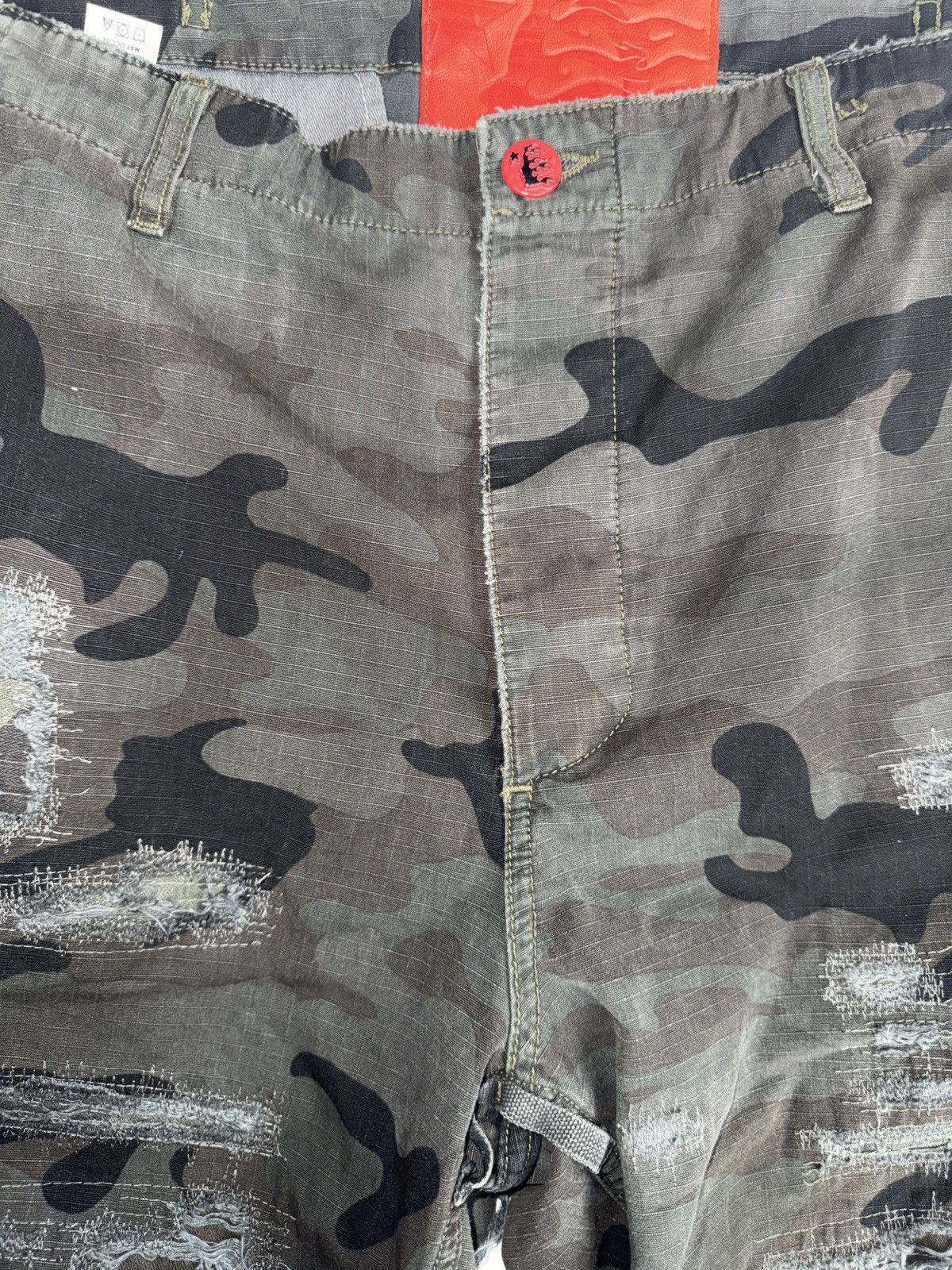 HELLSTAR Hellstar Camo Cargo Shorts Size US 38 / EU 54 - 2 Thumbnail