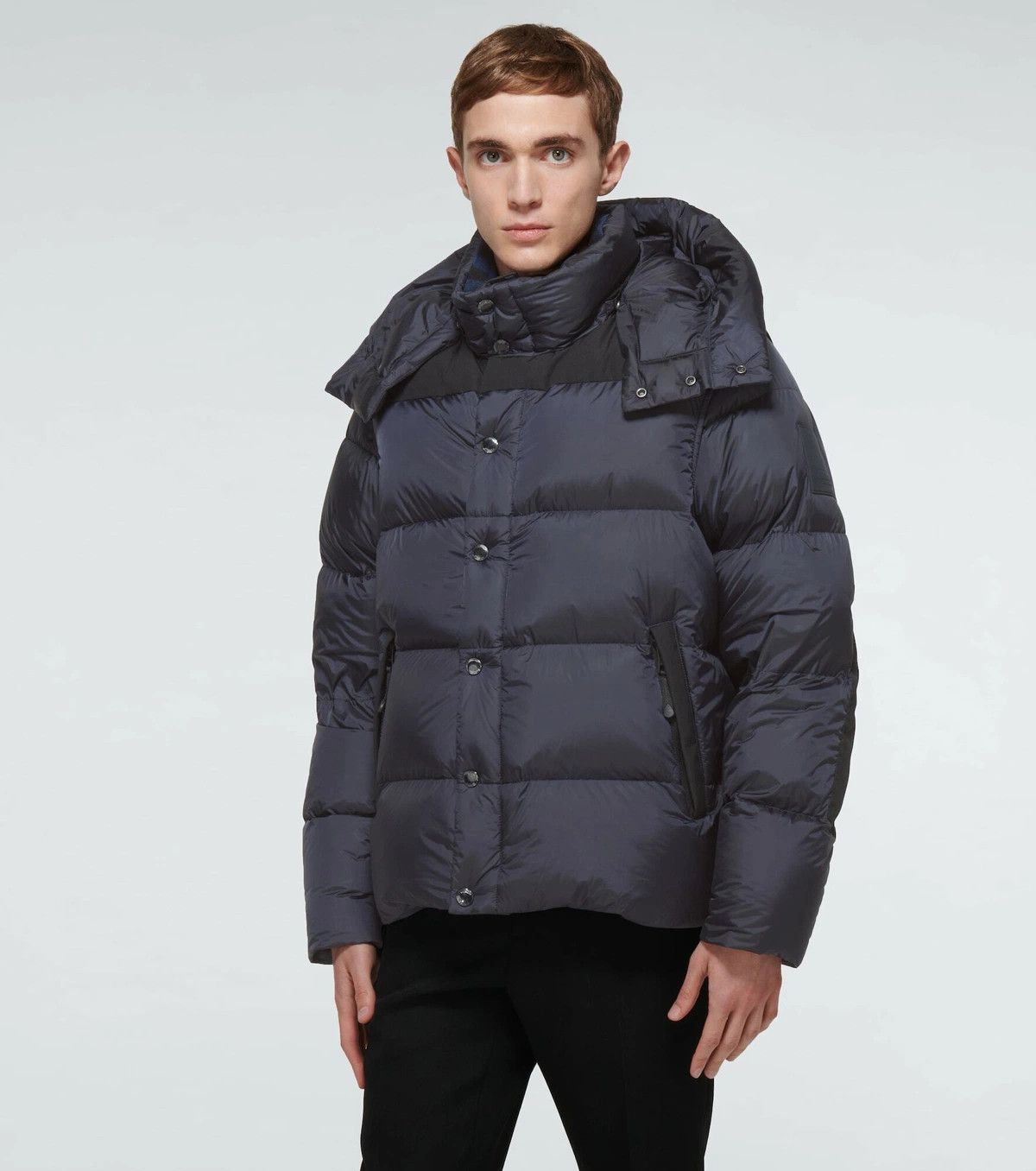 Burberry o1w1db10824 Nylon Hooded Down Jacket in Navy Size US S / EU 44-46 / 1 - 4 Thumbnail