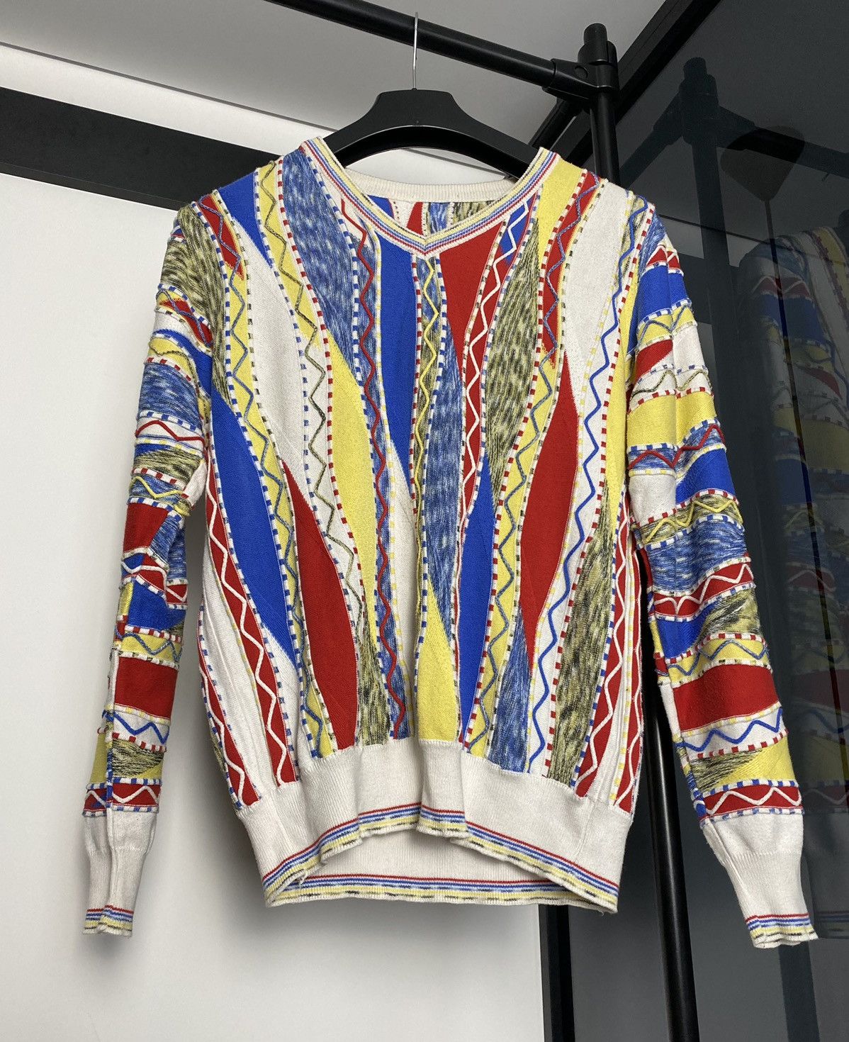 Vintage Vintage 3D knit Coogi style cotton sweater Size US S / EU 44-46 / 1 - 1 Thumbnail