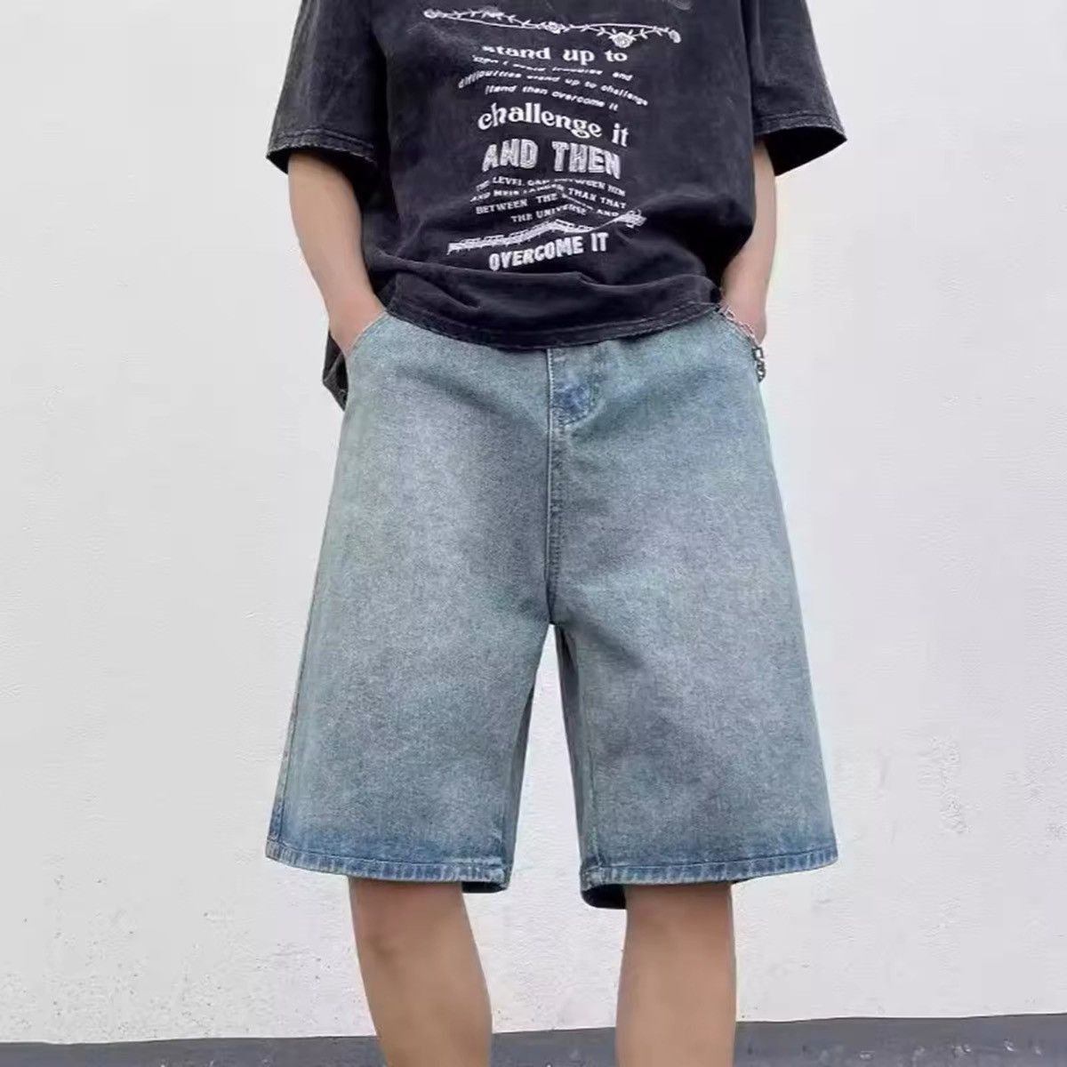 Jean Short Denim Pant Size US 28 / EU 44 - 4 Thumbnail