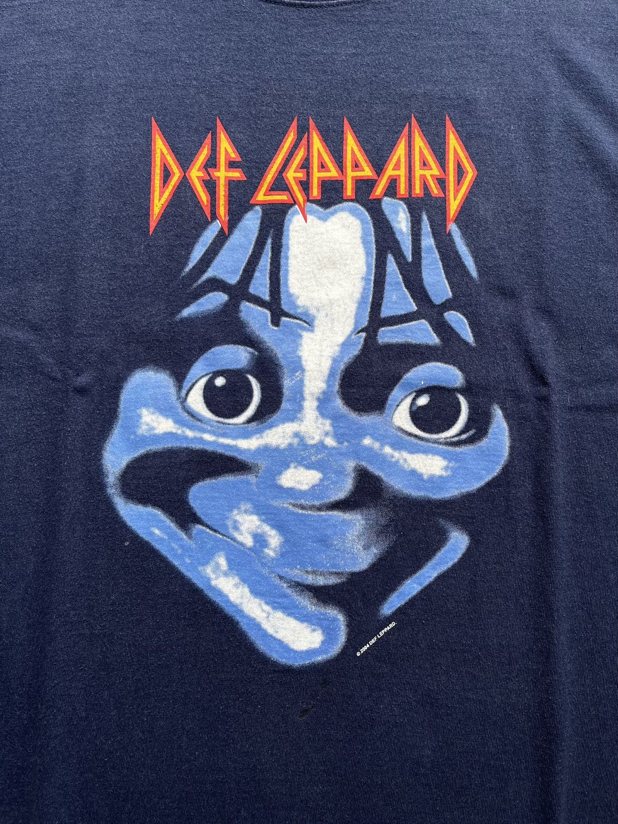 Band Tees 2000s Def Leppard Big Face T Shirt Size US XL / EU 56 / 4 - 4 Thumbnail