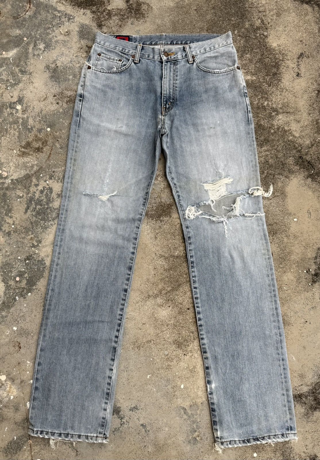 Edwin × Vintage VINTAGE EDWIN FADED RIPPEP JEAN DENIM PANTS Size US 32 / EU 48 - 1 Thumbnail