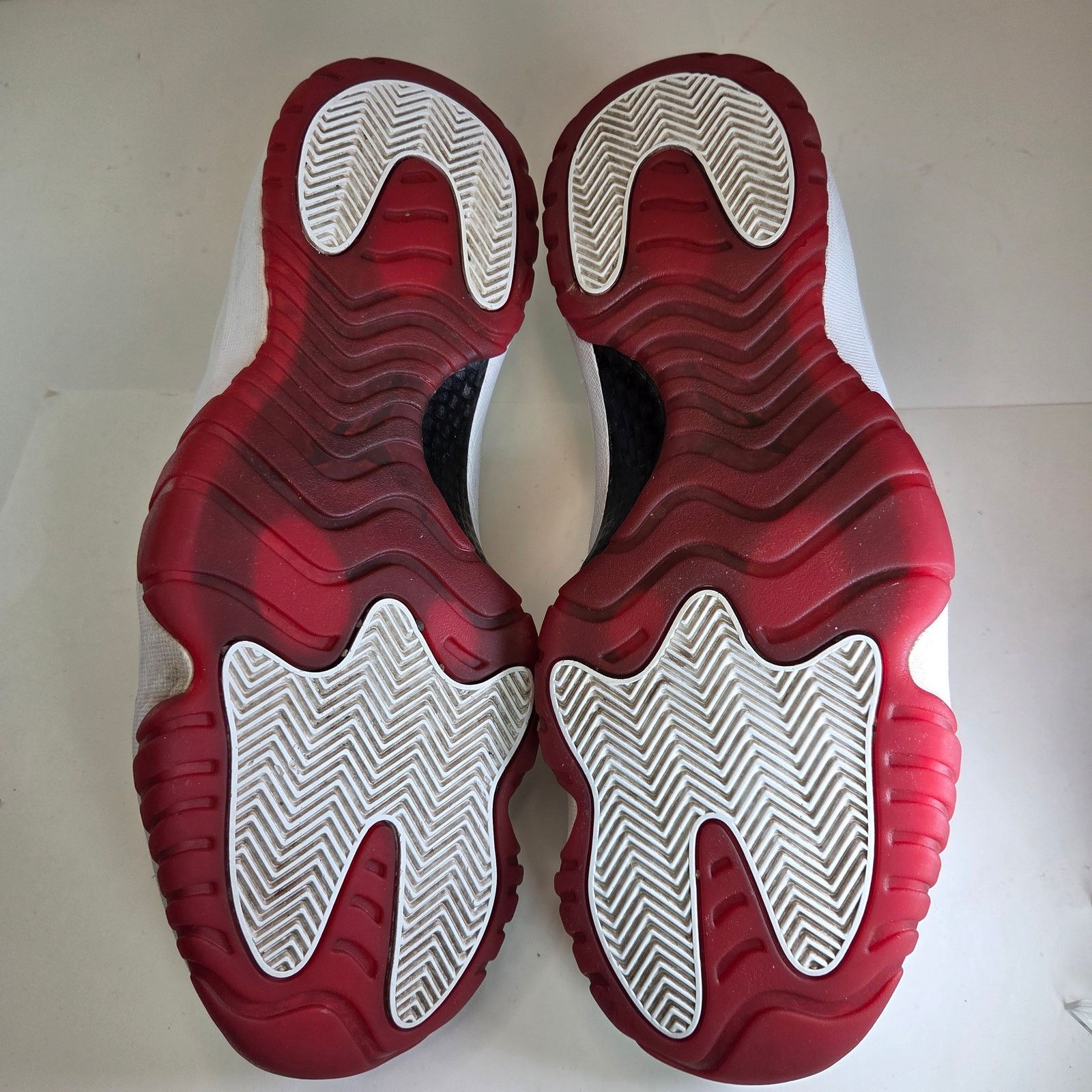 Nike Jordan 11 Retro Low Cherry 2012 Sz 13 Size US 13 / EU 46 - 11 Thumbnail