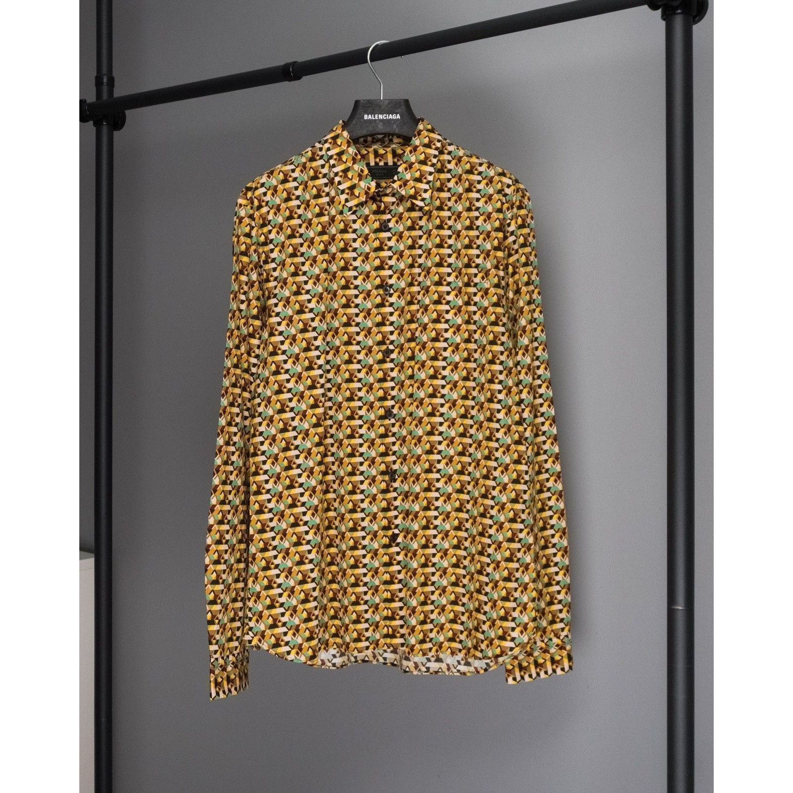 Prada Vintage prada milano 2017 geometric pattern button shirt Size US L / EU 52-54 / 3 - 1 Thumbnail