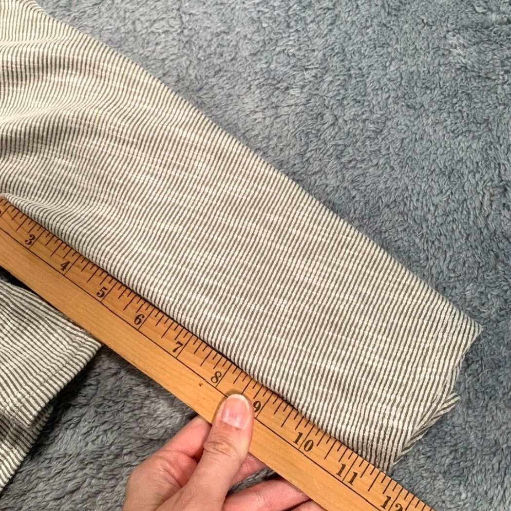 DONNI. DONNI. Cardigan Gray Striped Women's One Size Regular Color Gray Cardigan Size ONE SIZE - 4 Thumbnail