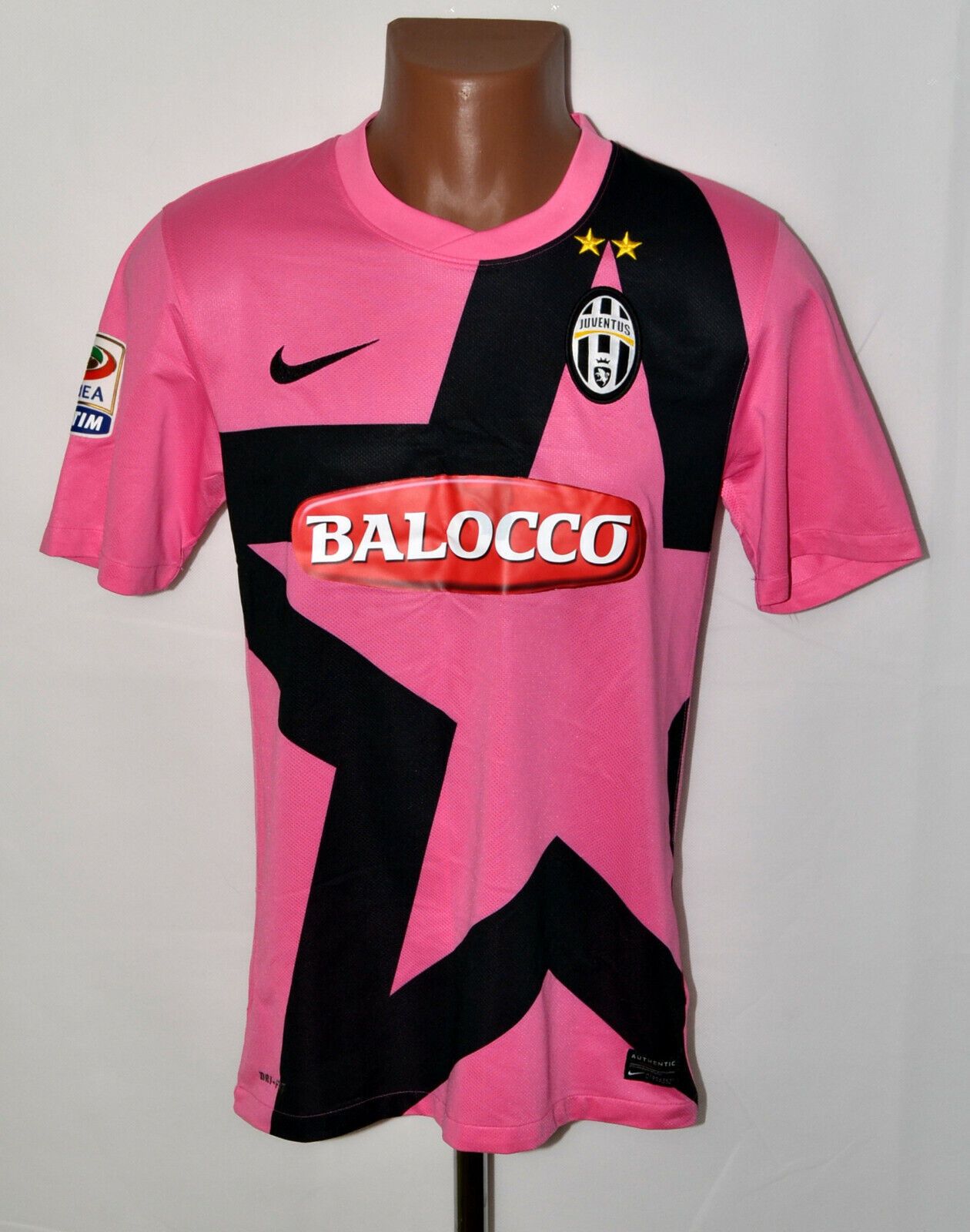 image of Juventus 2011/2012 Football Shirt Jersey Nike Size S Adult in Pink, Men's