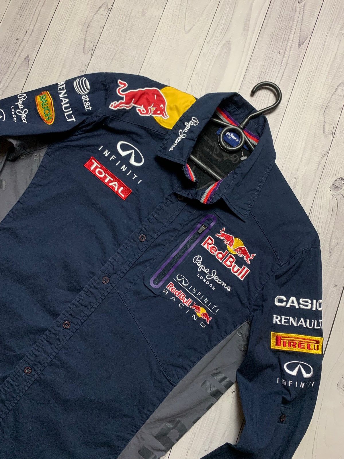 Red Bull Red bull Infiniti racing shirt Pepe jeans size M Size US M / EU 48-50 / 2 - 3 Thumbnail