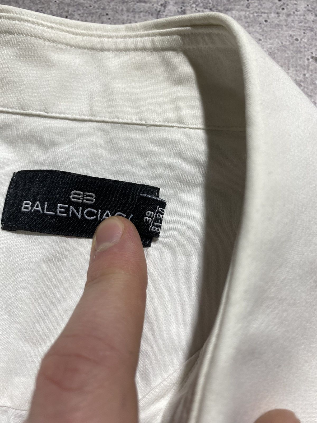 Balenciaga Balenciaga rare luxury shirt Size US M / EU 48-50 / 2 - 12 Thumbnail
