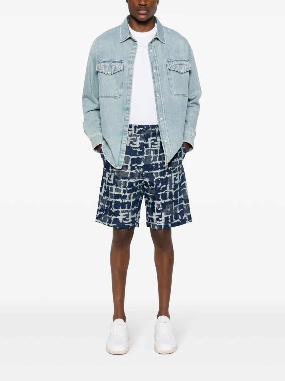 Fendi o1s1wg111025 Short Jeans in Blue/White Size US 34 / EU 50 - 5 Thumbnail