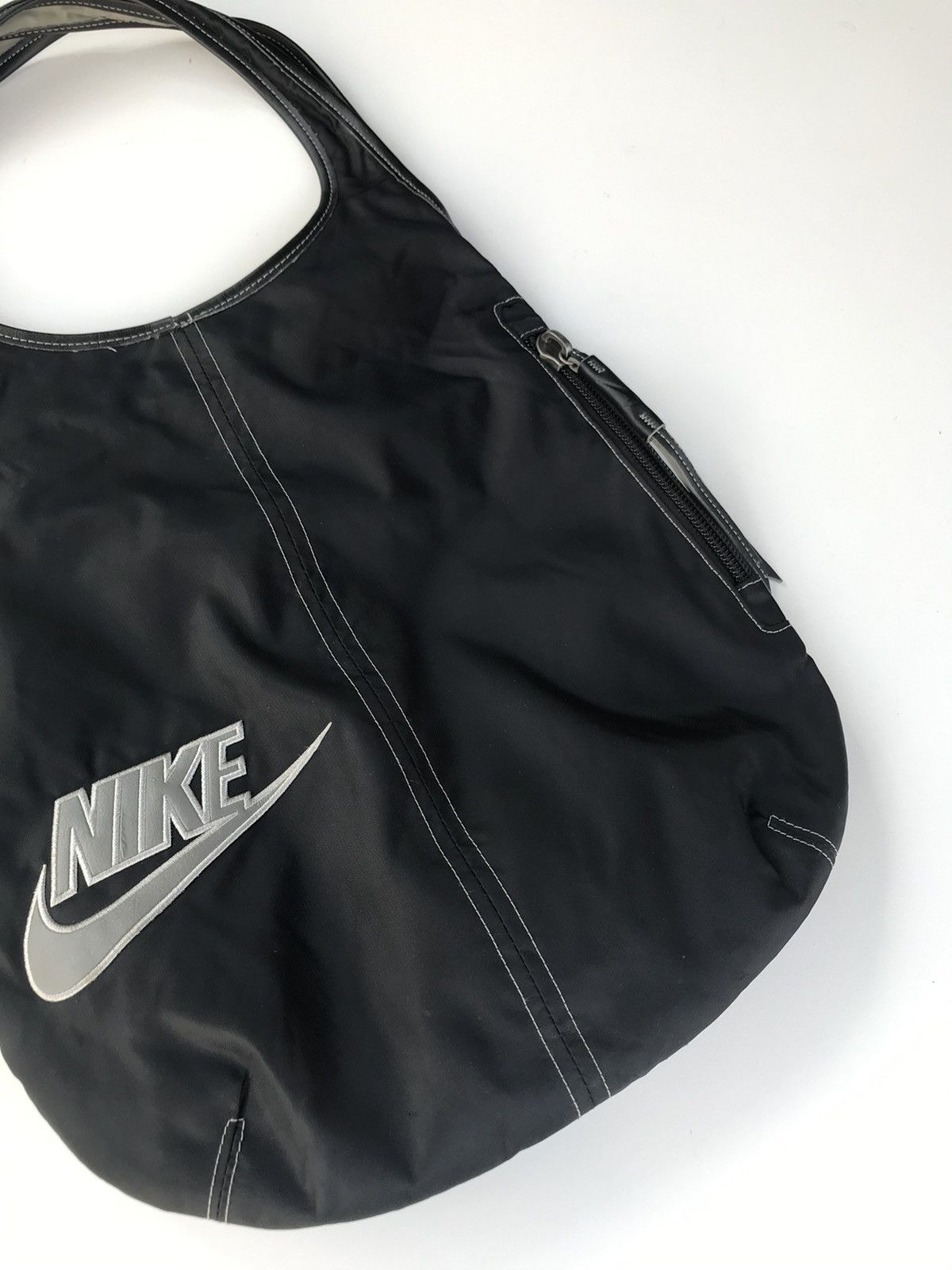Vintage Nike Vintage bag Nike shoper y2k style Size ONE SIZE - 3 Thumbnail